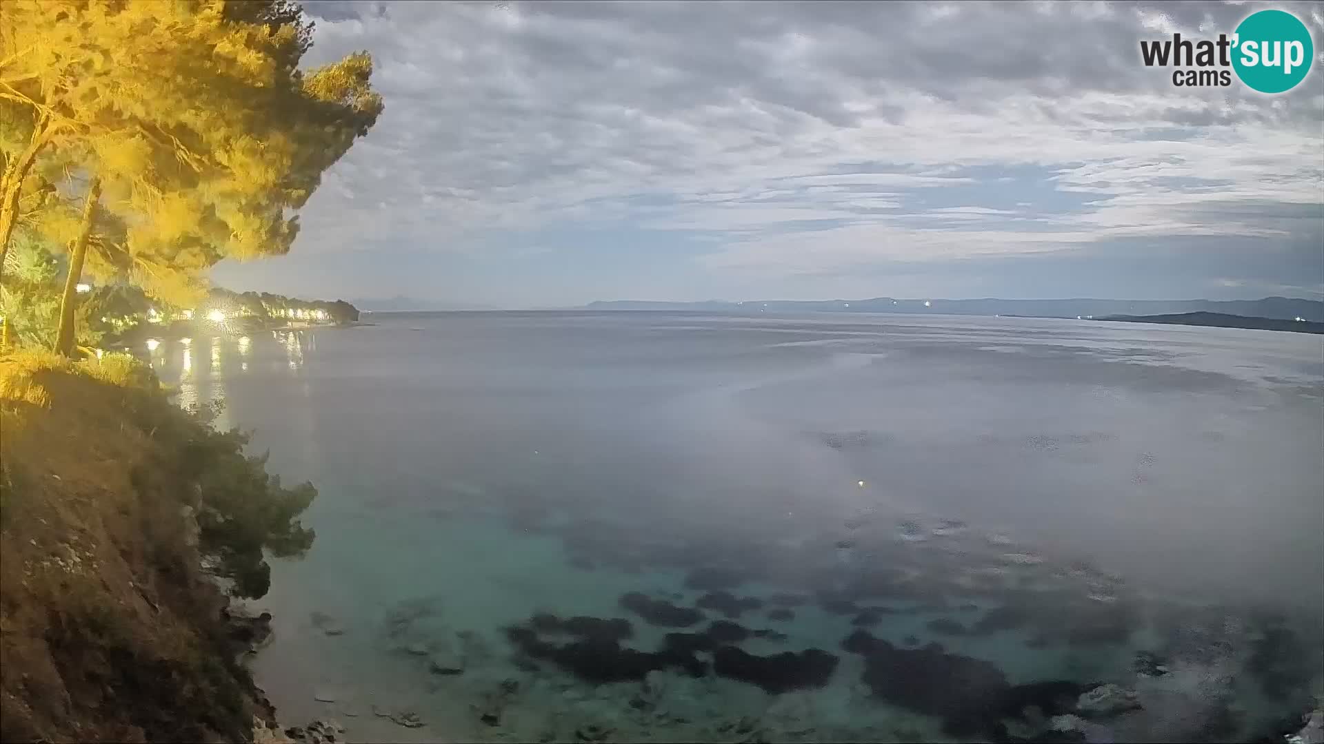 Web kamera Potočine Bol – Pogled uživo na plažu Borak, otok Brač