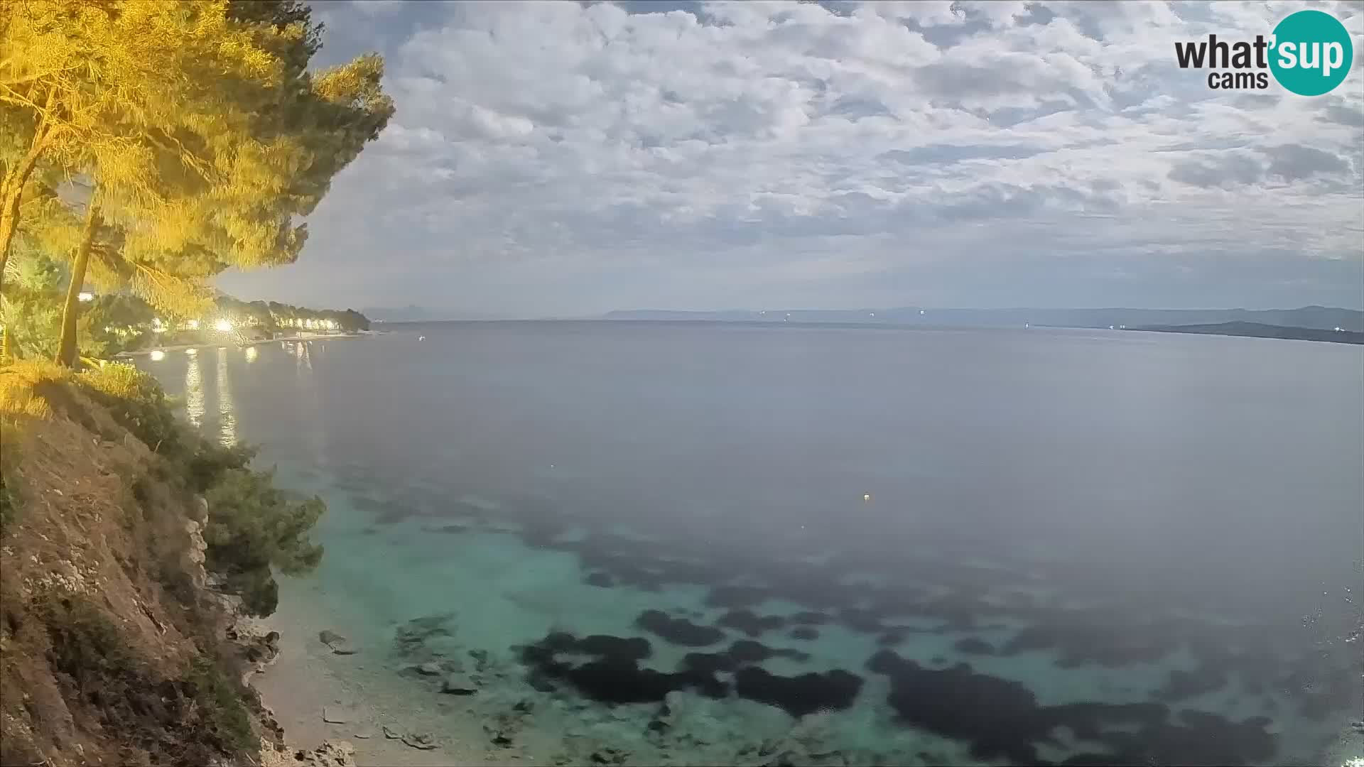 Web kamera Potočine Bol – Pogled uživo na plažu Borak, otok Brač