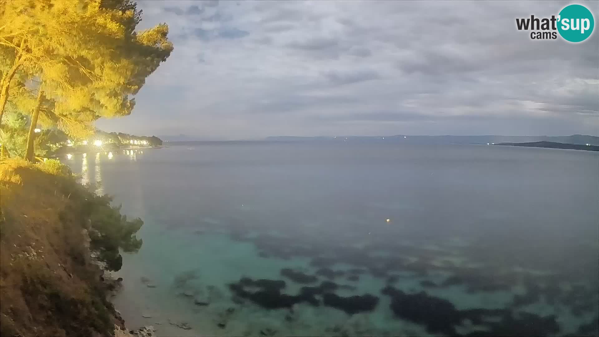 Web kamera Potočine Bol – Pogled uživo na plažu Borak, otok Brač