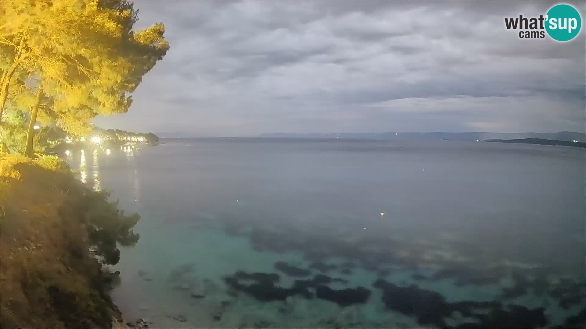 Webcam Spiaggia Potočine Bol – Vista live sulla spiaggia Borak, Isola di Brač