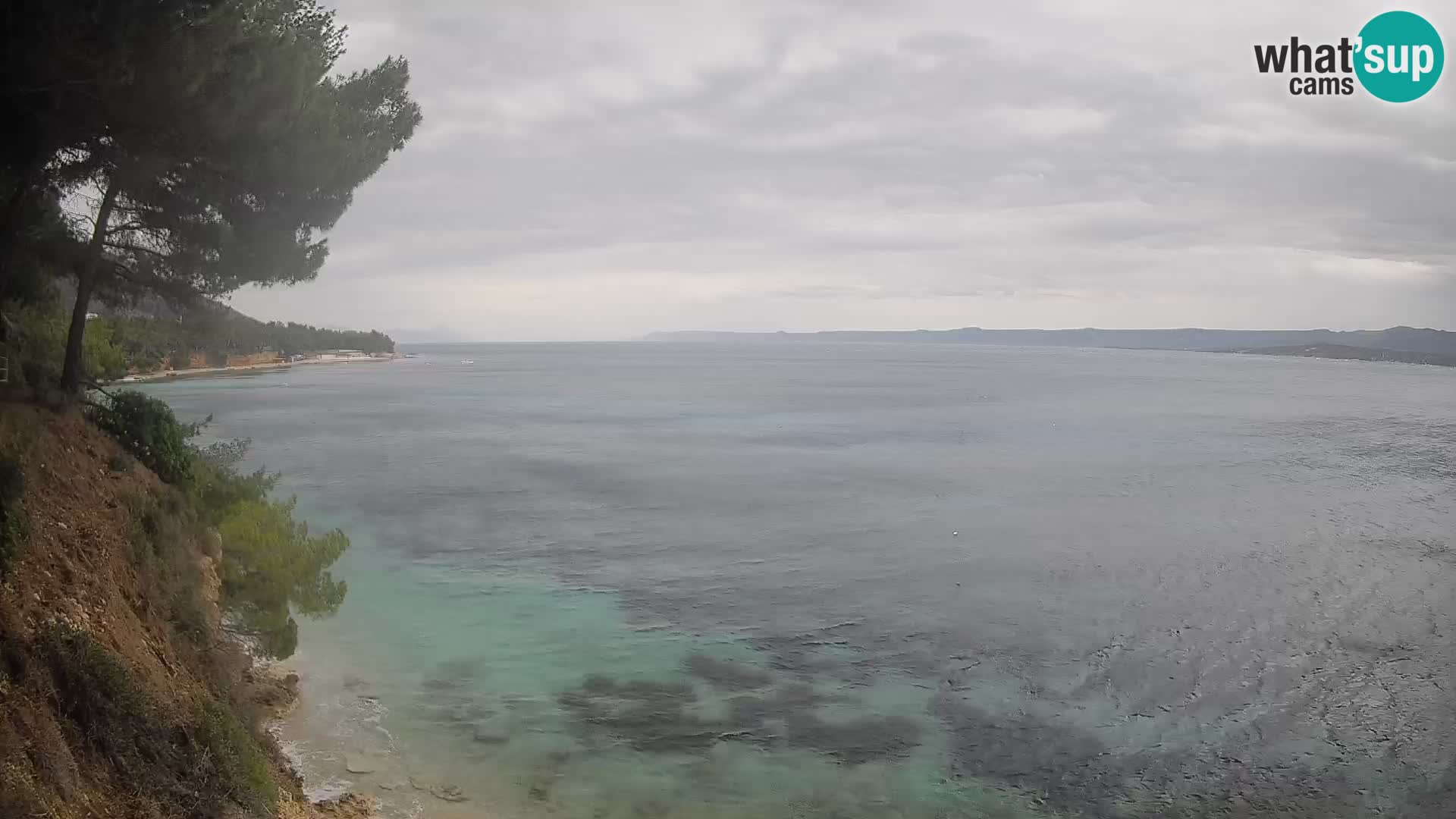 Spletna kamera Plaža Potočine Bol – Pogled v živo na plažo Borak, otok Brač