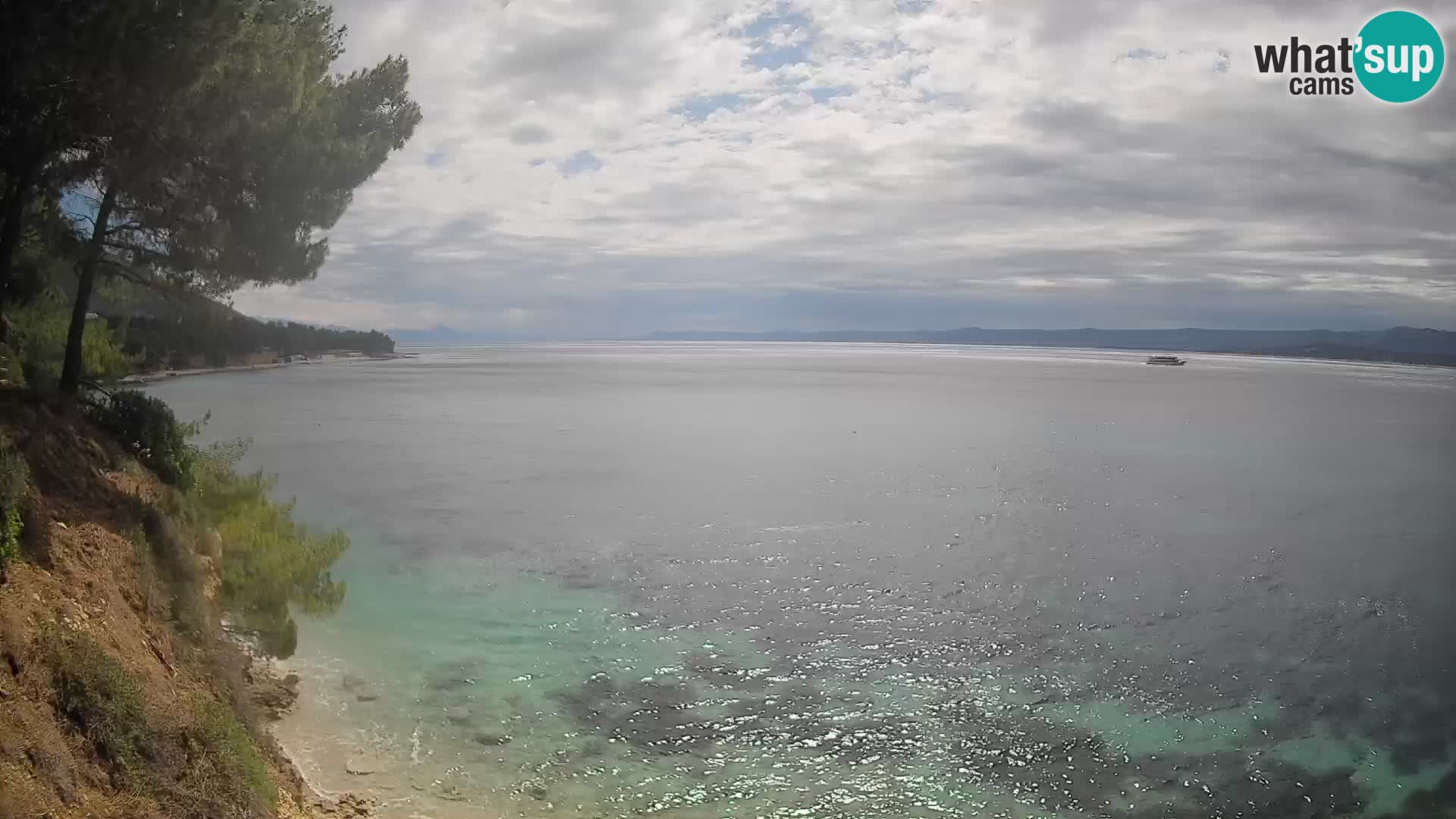 Spletna kamera Plaža Potočine Bol – Pogled v živo na plažo Borak, otok Brač