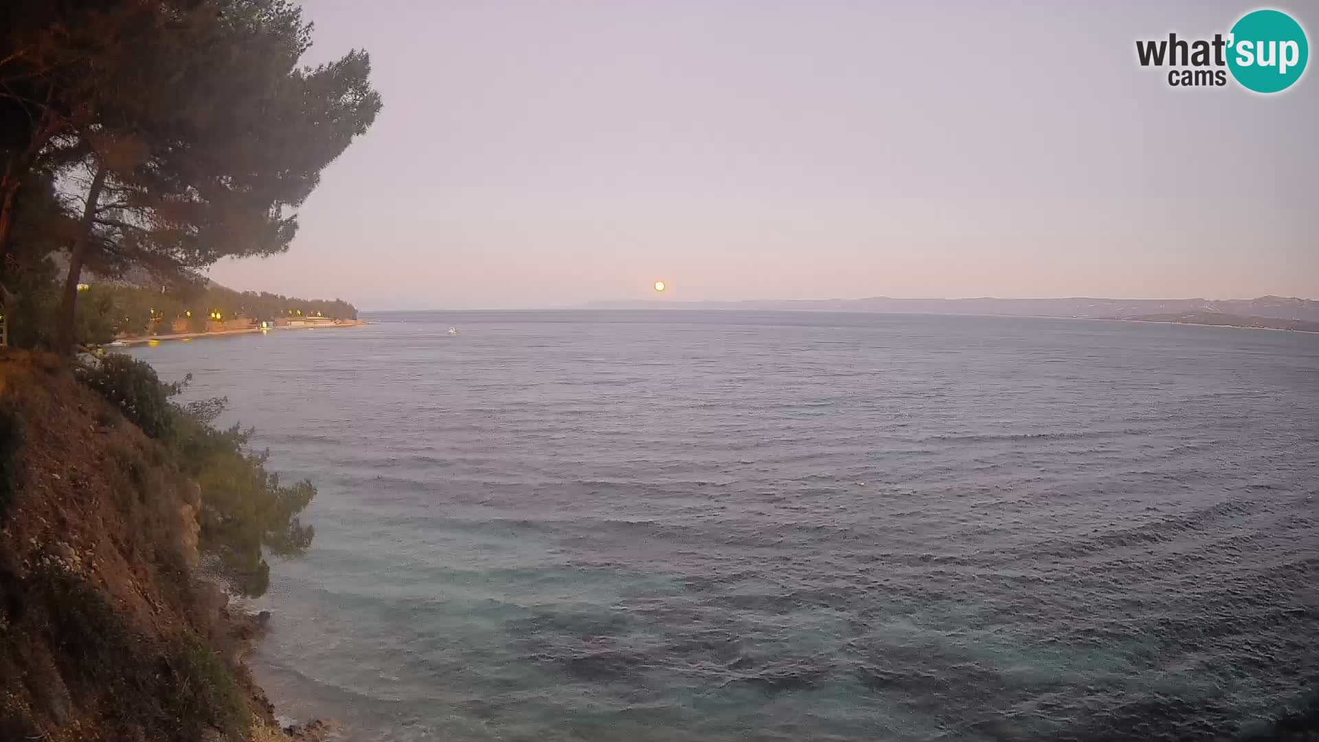 Webcam Spiaggia Potočine Bol – Vista live sulla spiaggia Borak, Isola di Brač
