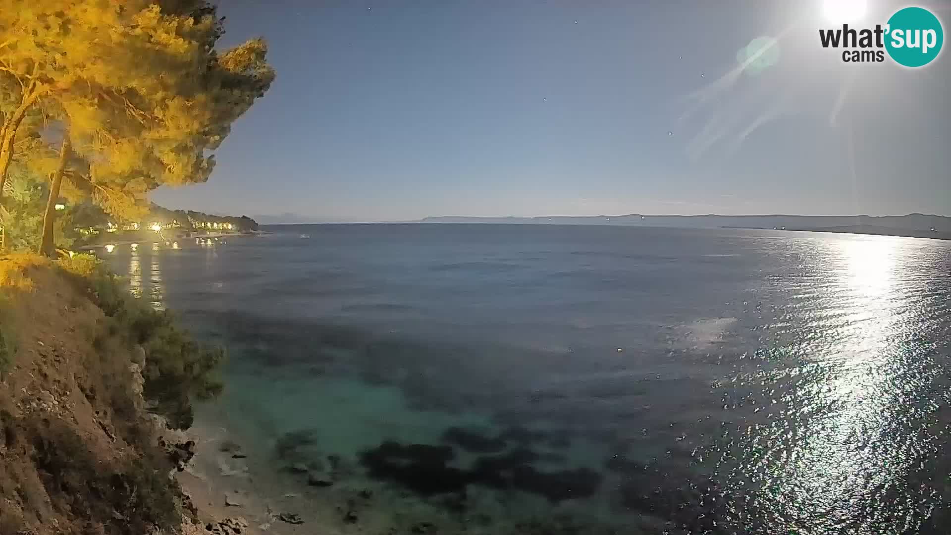 Web kamera Potočine Bol – Pogled uživo na plažu Borak, otok Brač