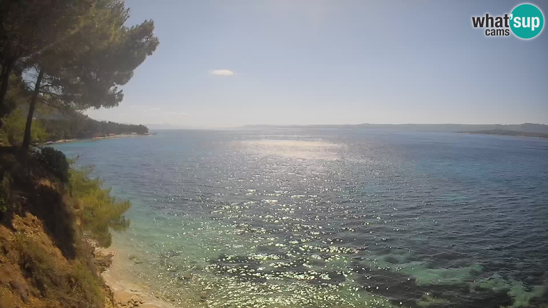Spletna kamera Plaža Potočine Bol – Pogled v živo na plažo Borak, otok Brač