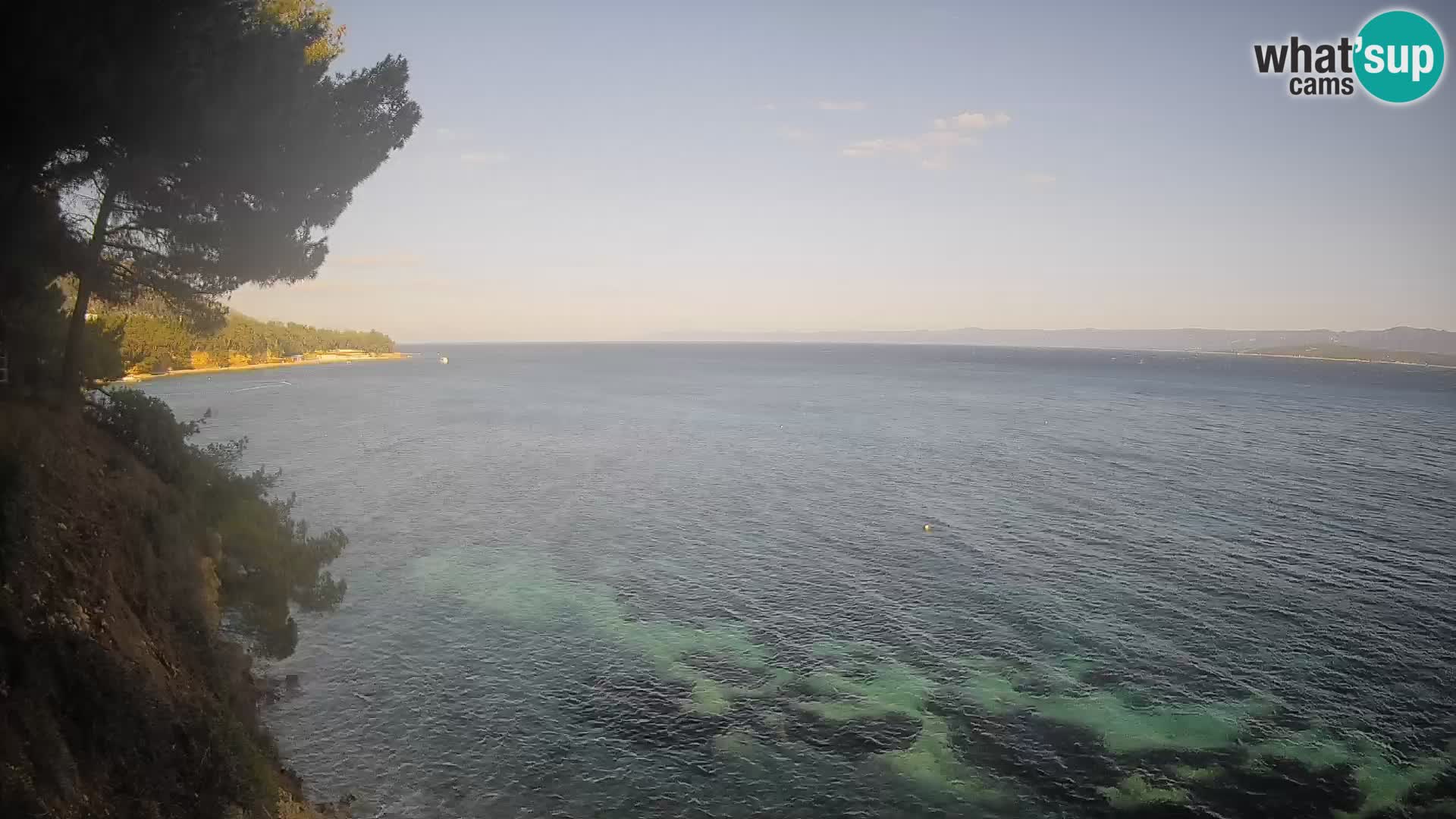 Spletna kamera Plaža Potočine Bol – Pogled v živo na plažo Borak, otok Brač