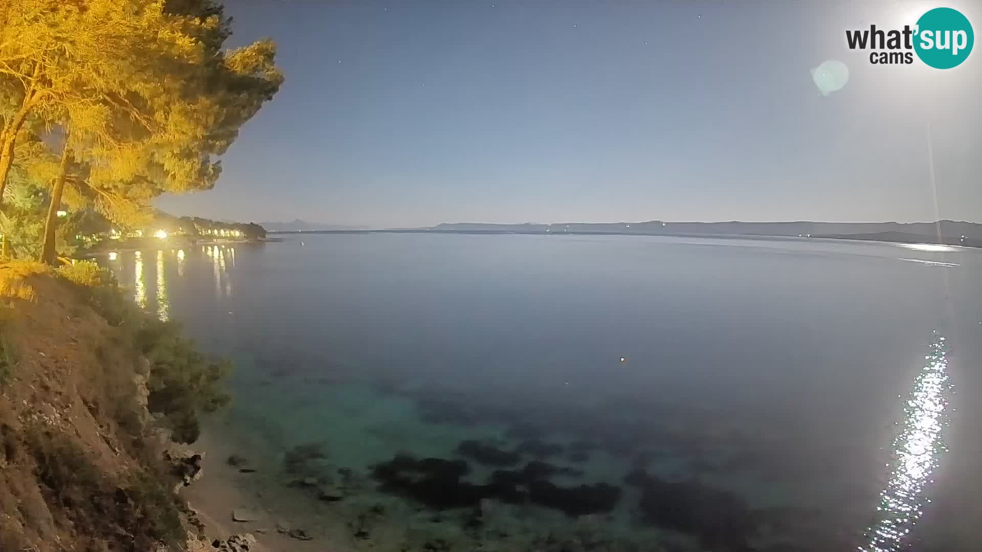 Webcam Spiaggia Potočine Bol – Vista live sulla spiaggia Borak, Isola di Brač