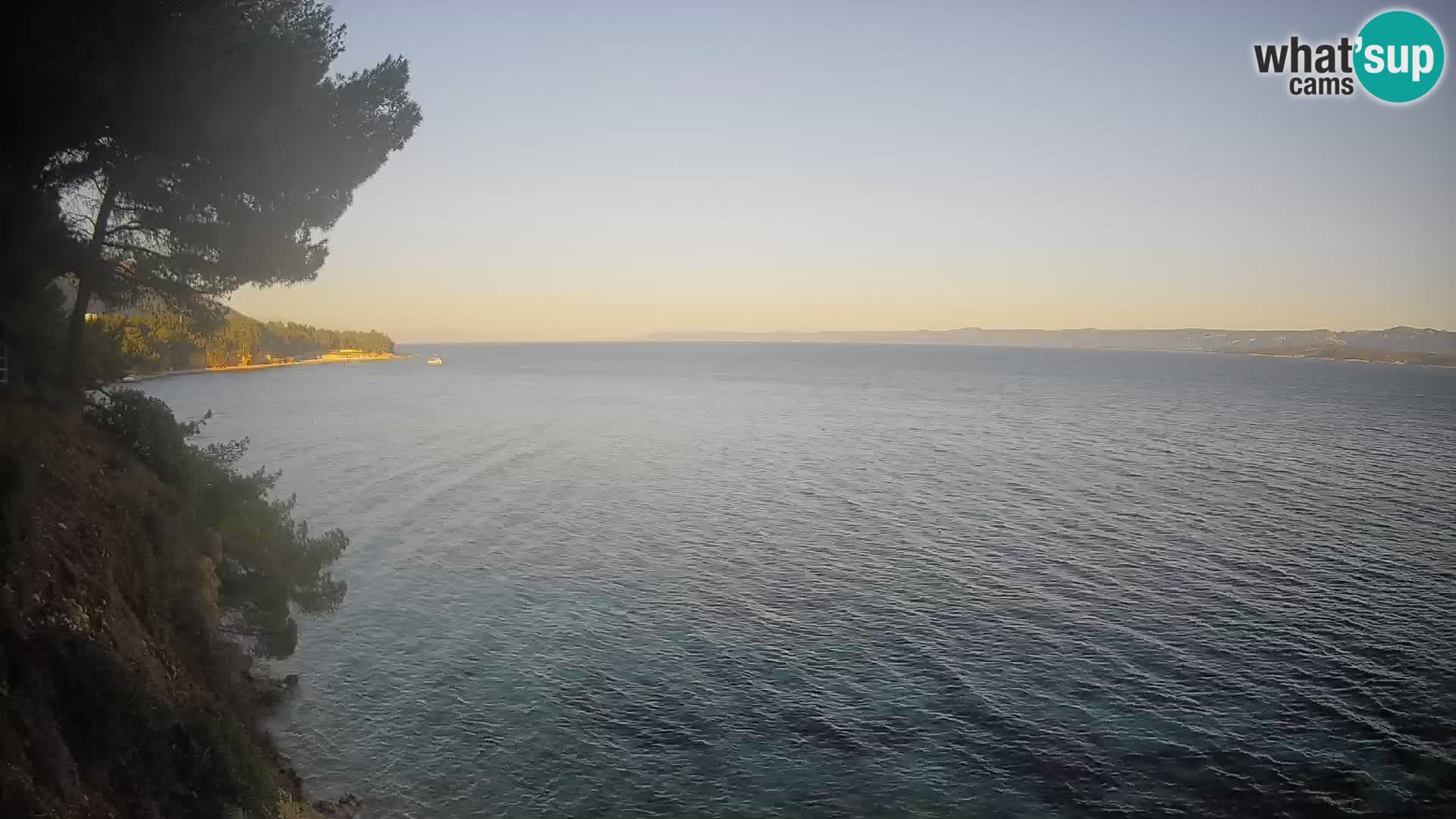 Web kamera Potočine Bol – Pogled uživo na plažu Borak, otok Brač
