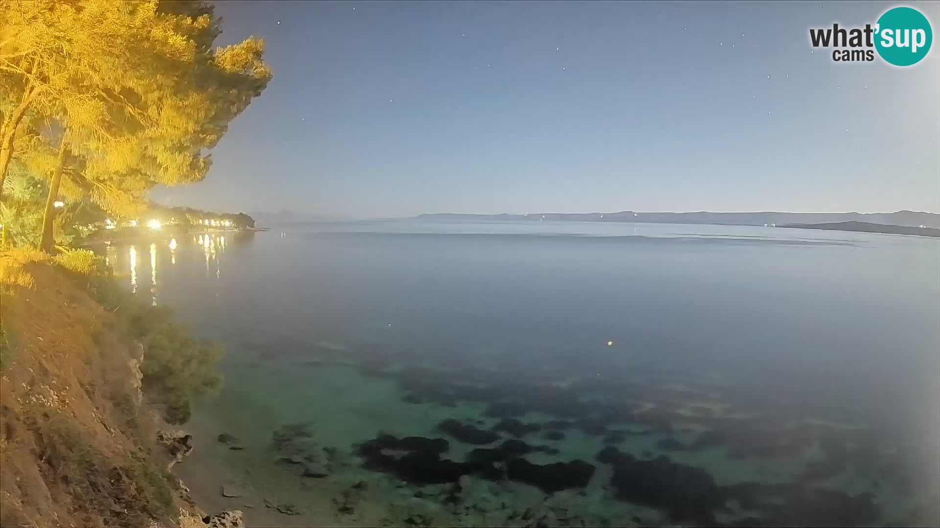 Webcam Spiaggia Potočine Bol – Vista live sulla spiaggia Borak, Isola di Brač