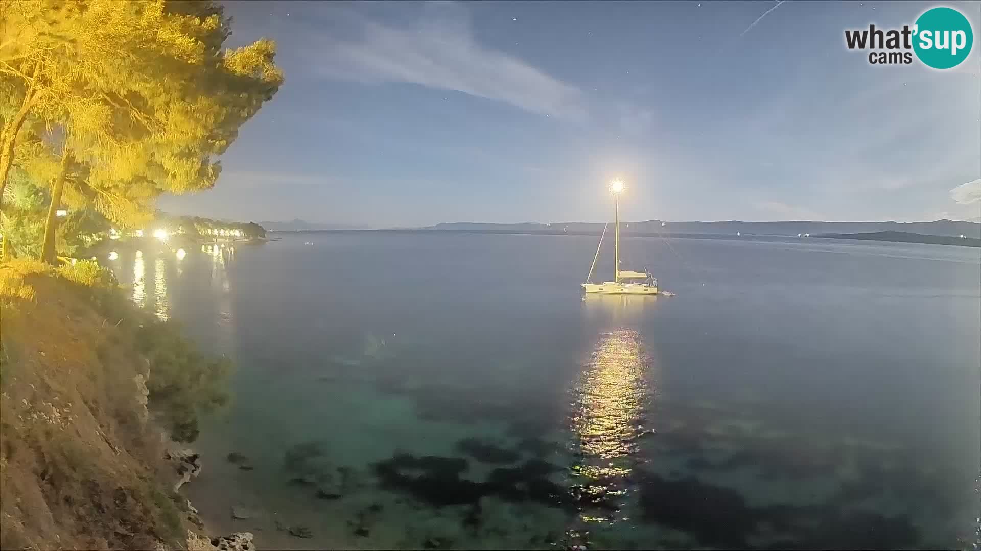 Webcam Playa Potočine Bol – Vista en vivo de Borak Beach, Isla de Brač