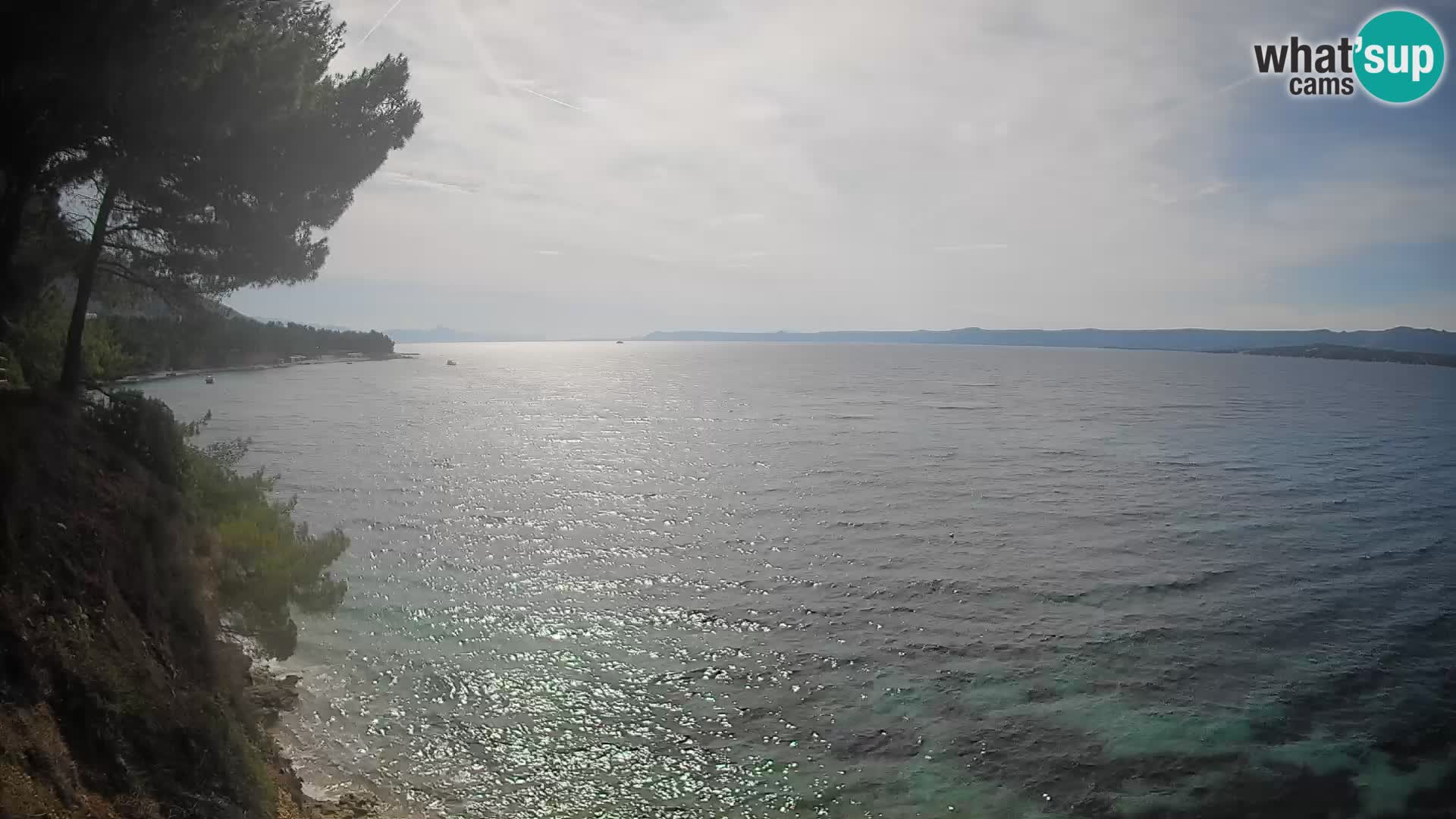 Spletna kamera Plaža Potočine Bol – Pogled v živo na plažo Borak, otok Brač