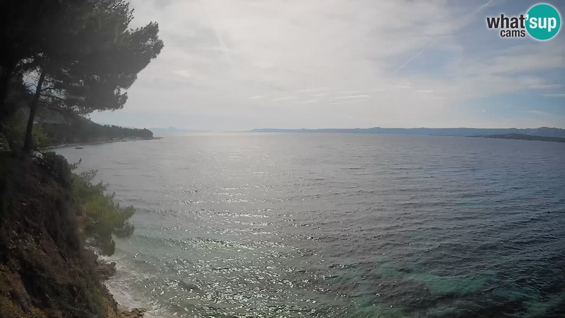 Spletna kamera Plaža Potočine Bol – Pogled v živo na plažo Borak, otok Brač