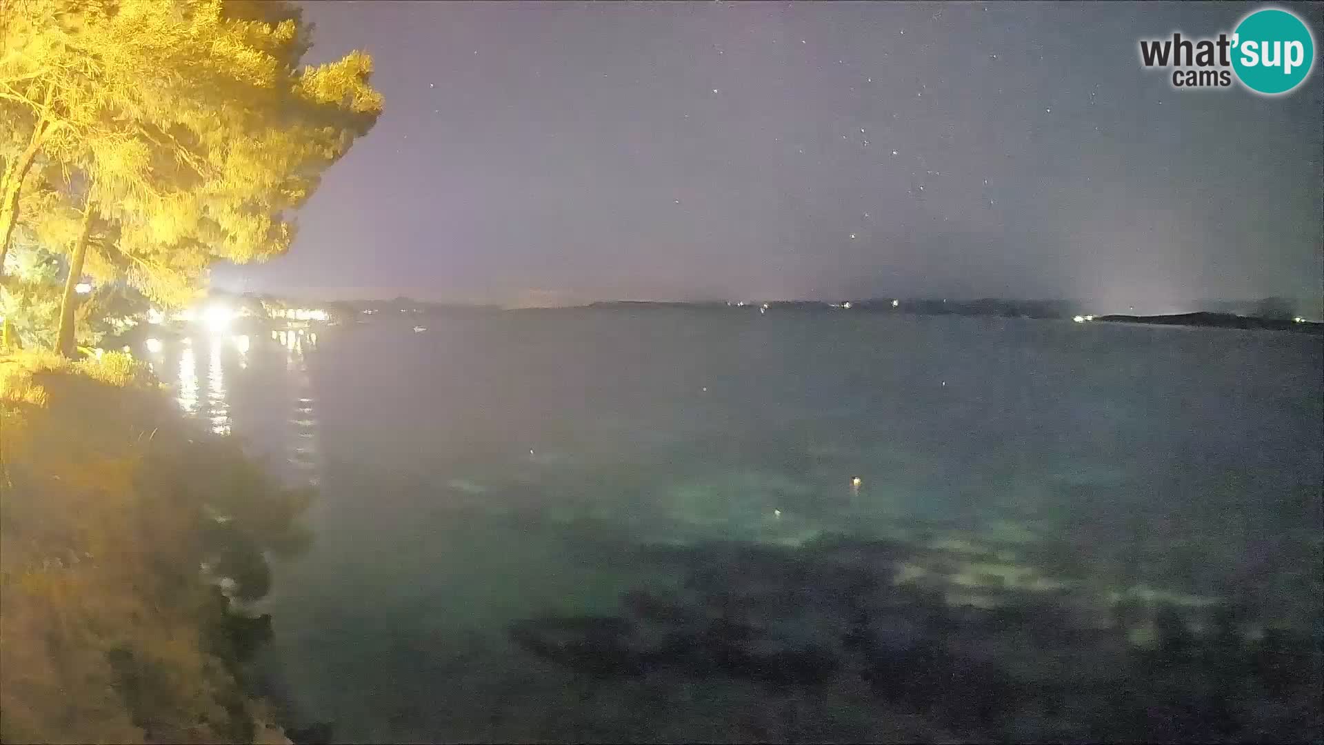 Webcam Spiaggia Potočine Bol – Vista live sulla spiaggia Borak, Isola di Brač