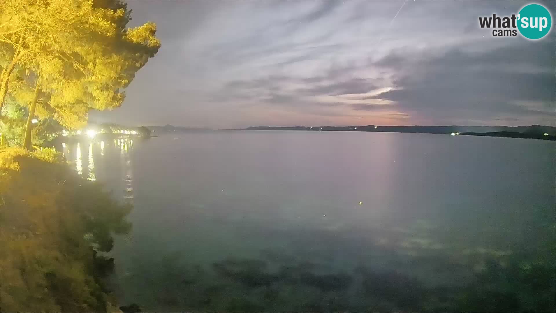 Web kamera Potočine Bol – Pogled uživo na plažu Borak, otok Brač