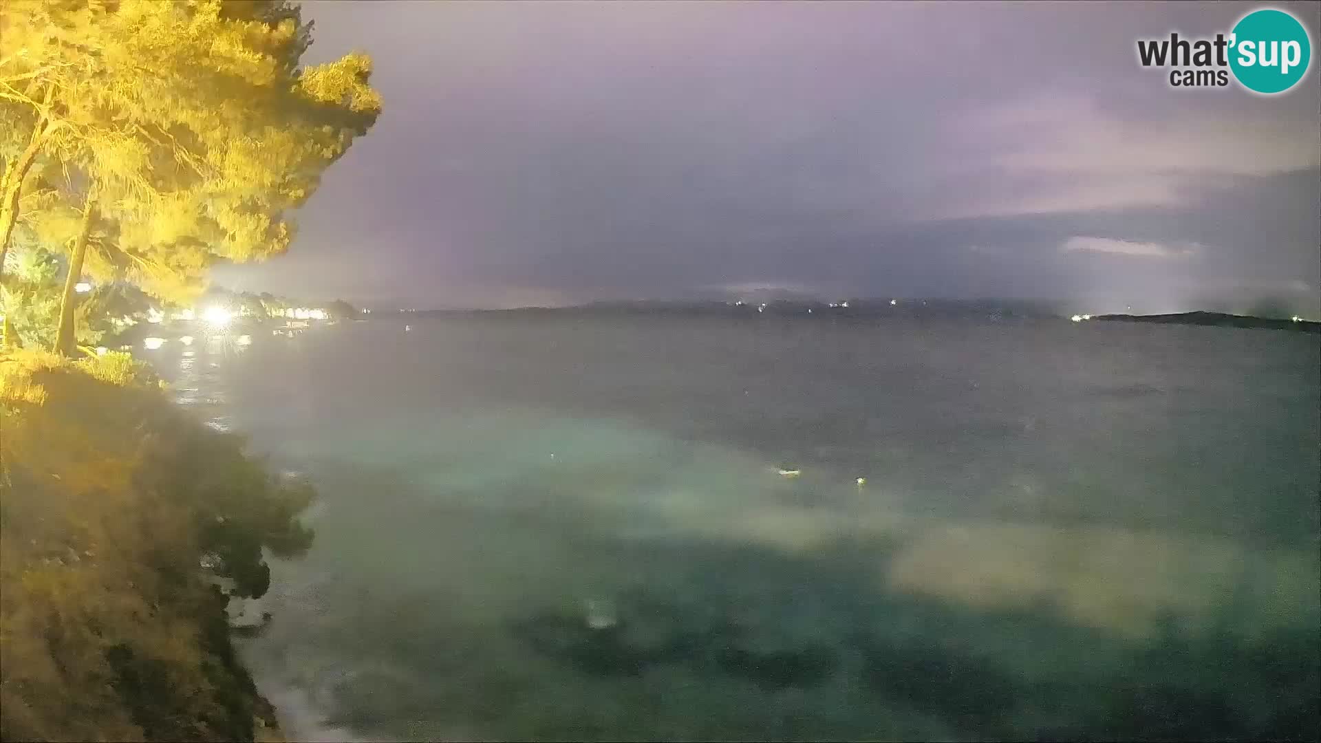 Webcam Spiaggia Potočine Bol – Vista live sulla spiaggia Borak, Isola di Brač