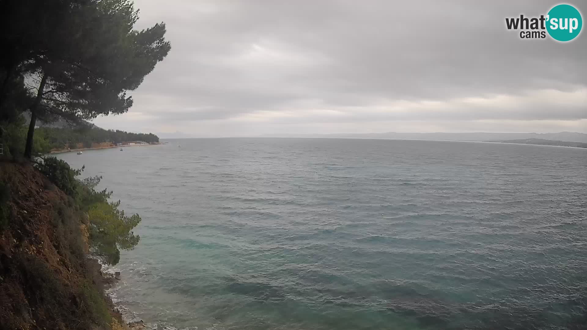 Spletna kamera Plaža Potočine Bol – Pogled v živo na plažo Borak, otok Brač