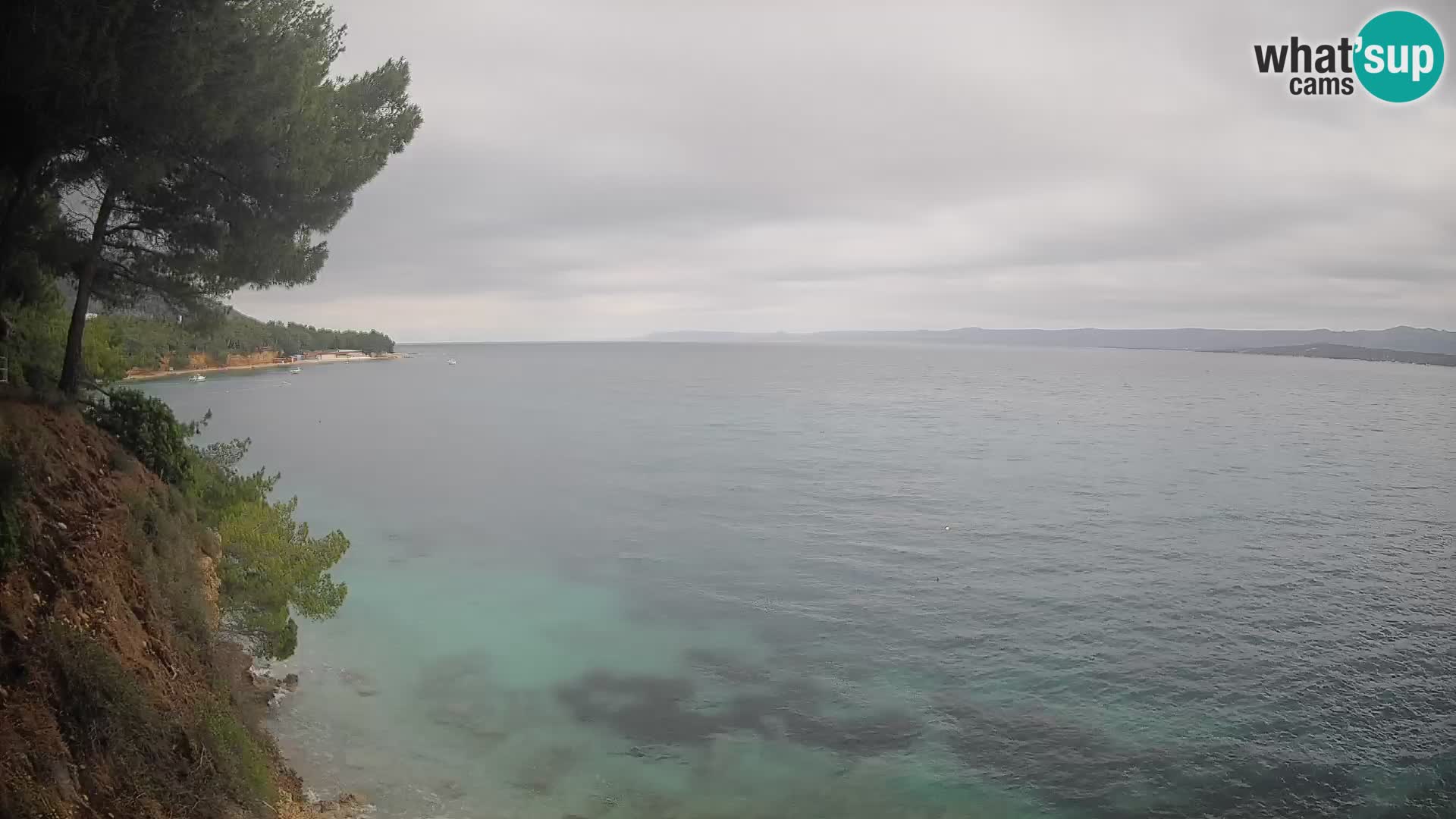 Spletna kamera Plaža Potočine Bol – Pogled v živo na plažo Borak, otok Brač