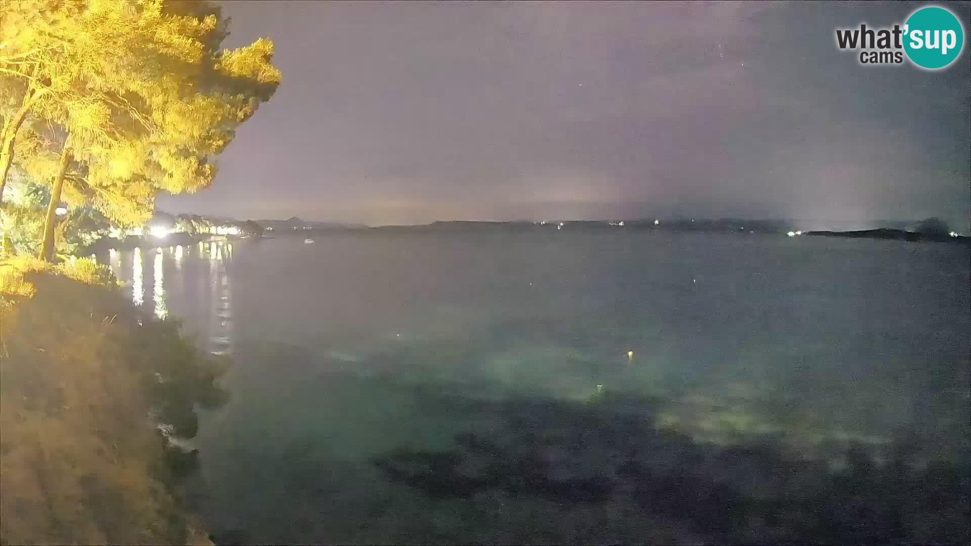 Webcam Spiaggia Potočine Bol – Vista live sulla spiaggia Borak, Isola di Brač