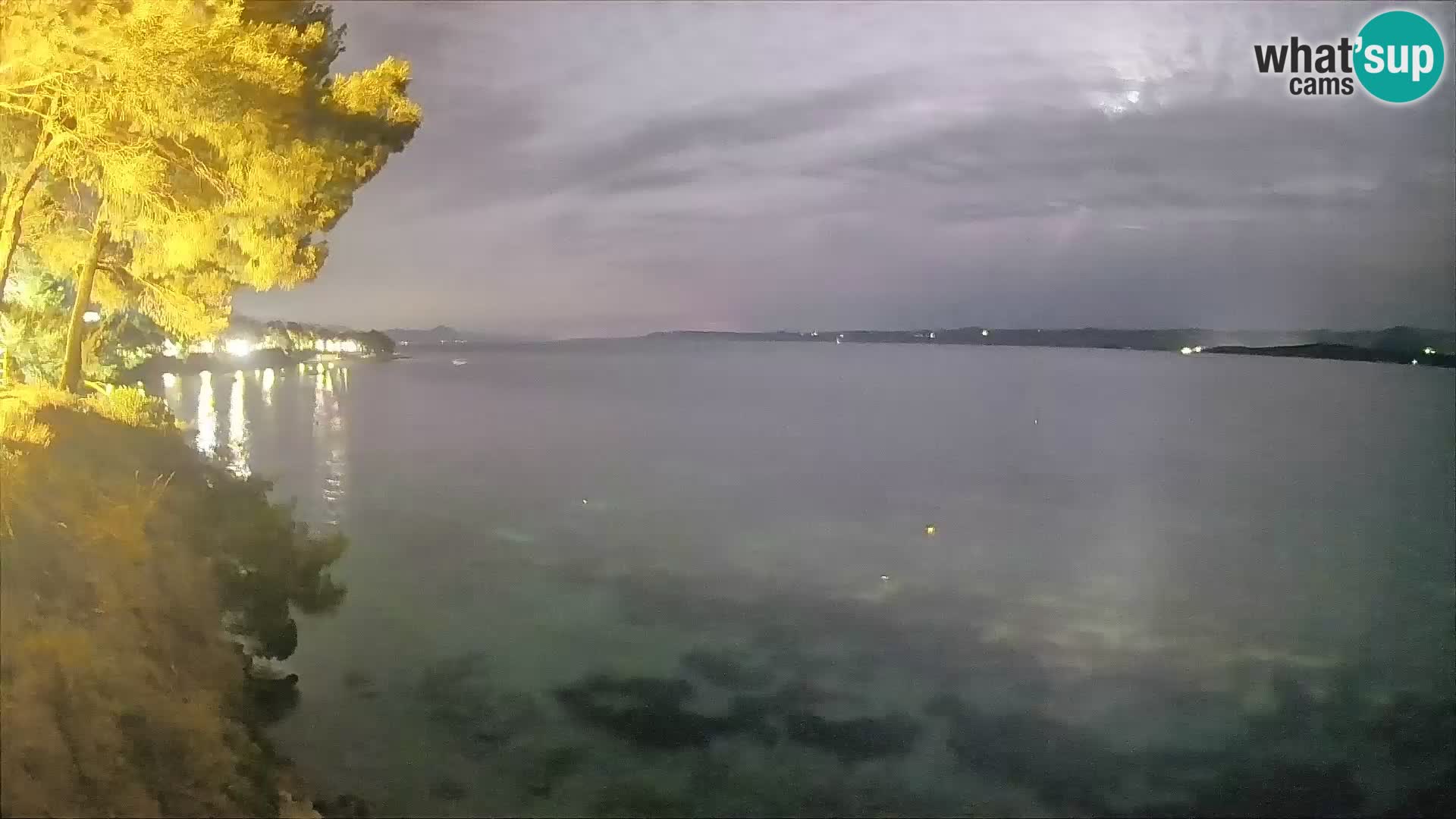 Webcam Playa Potočine Bol – Vista en vivo de Borak Beach, Isla de Brač