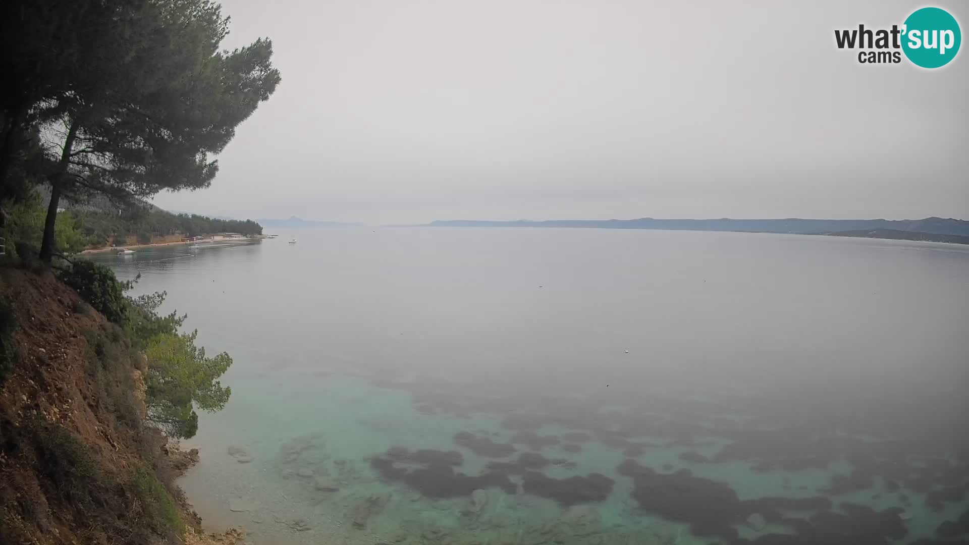 Spletna kamera Plaža Potočine Bol – Pogled v živo na plažo Borak, otok Brač