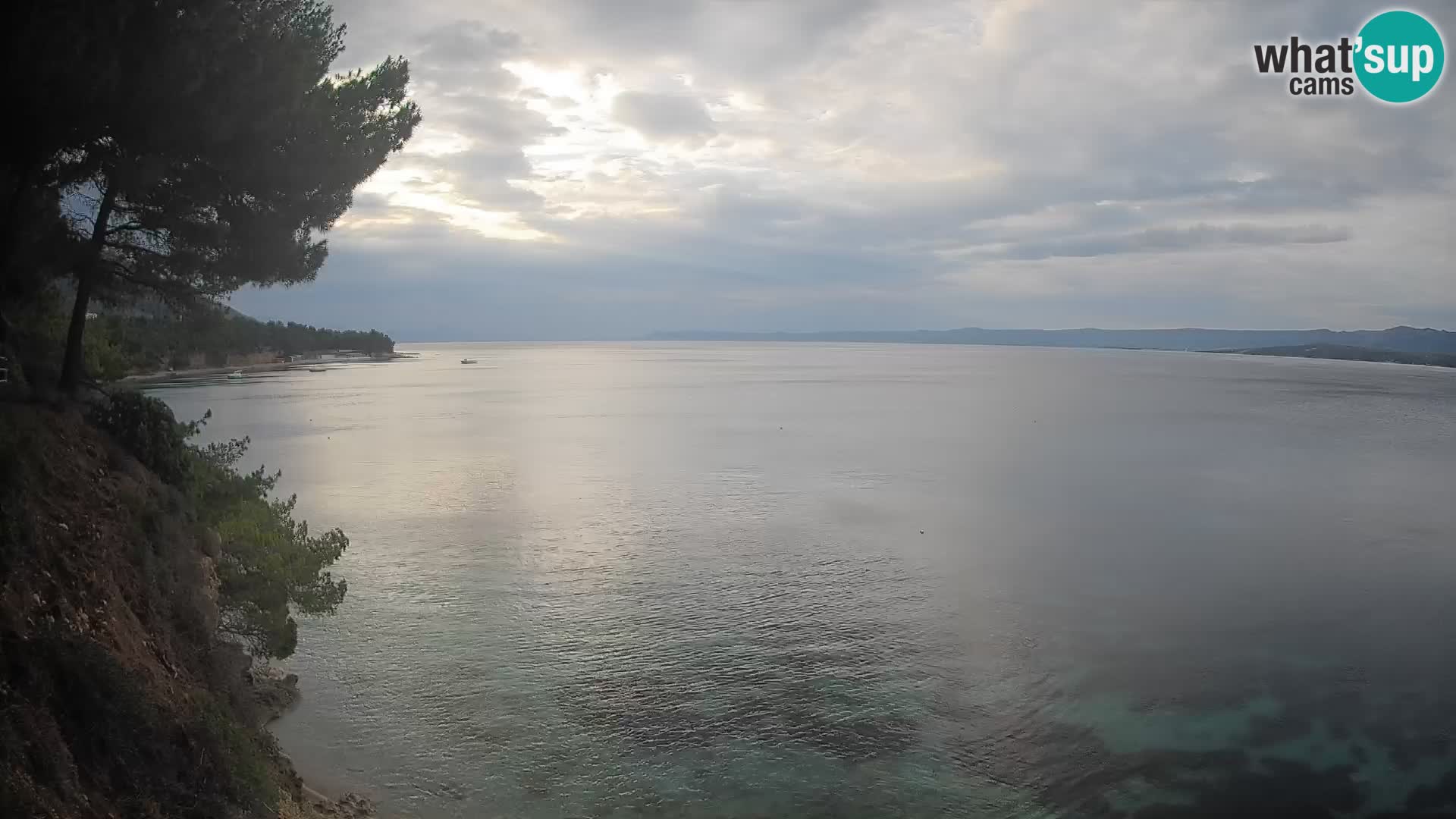 Webcam Spiaggia Potočine Bol – Vista live sulla spiaggia Borak, Isola di Brač