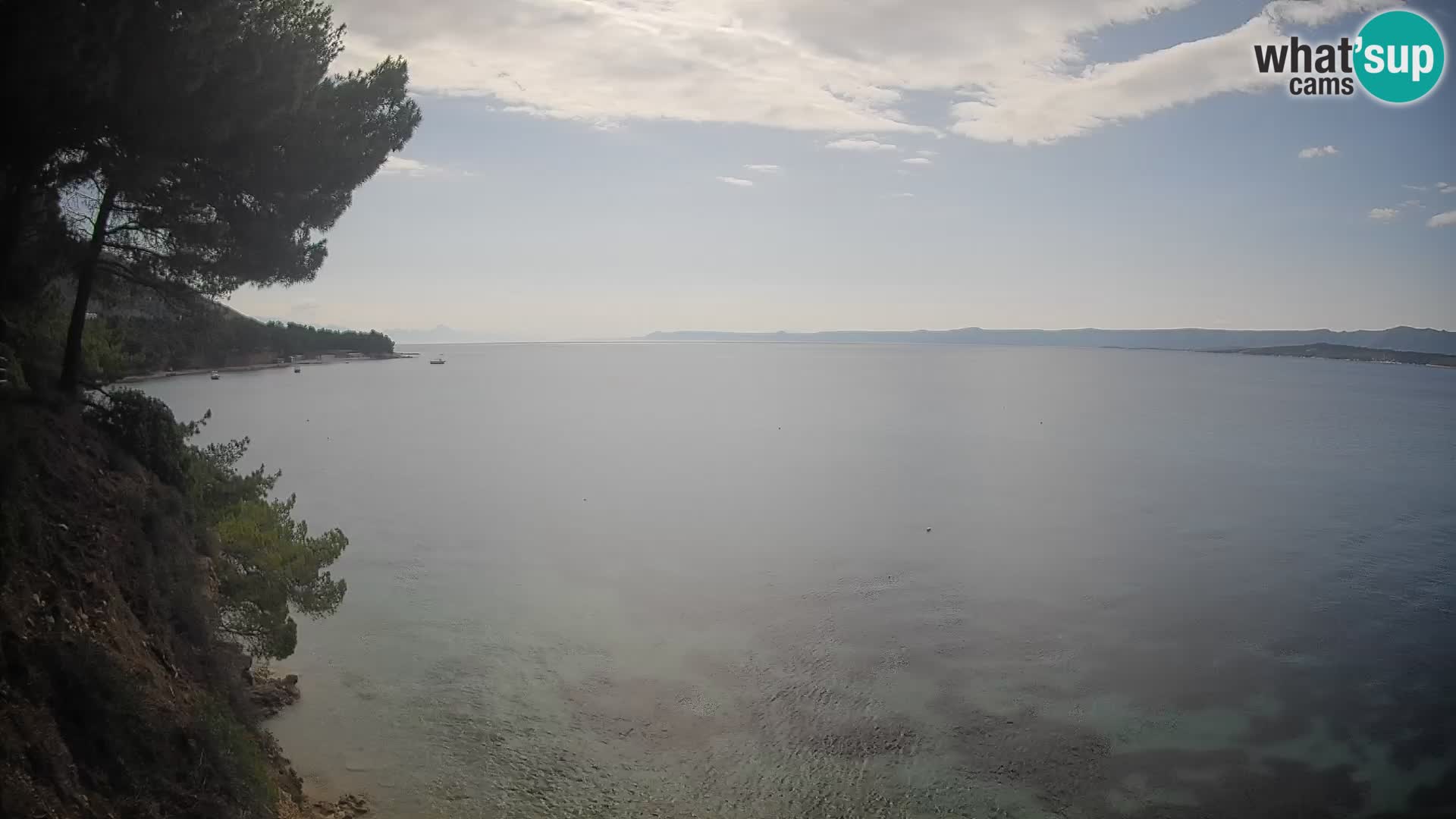 Spletna kamera Plaža Potočine Bol – Pogled v živo na plažo Borak, otok Brač