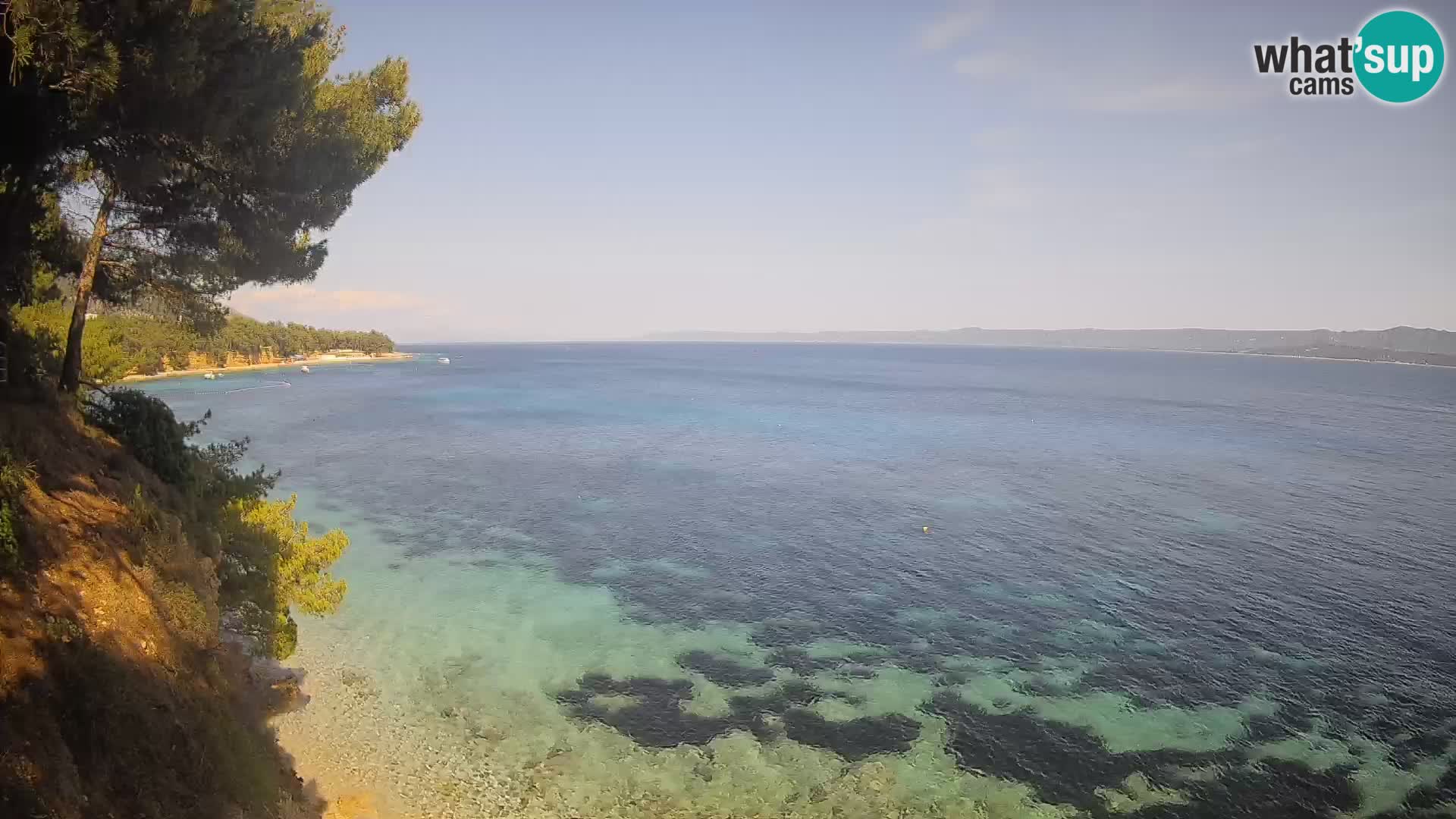 Spletna kamera Plaža Potočine Bol – Pogled v živo na plažo Borak, otok Brač
