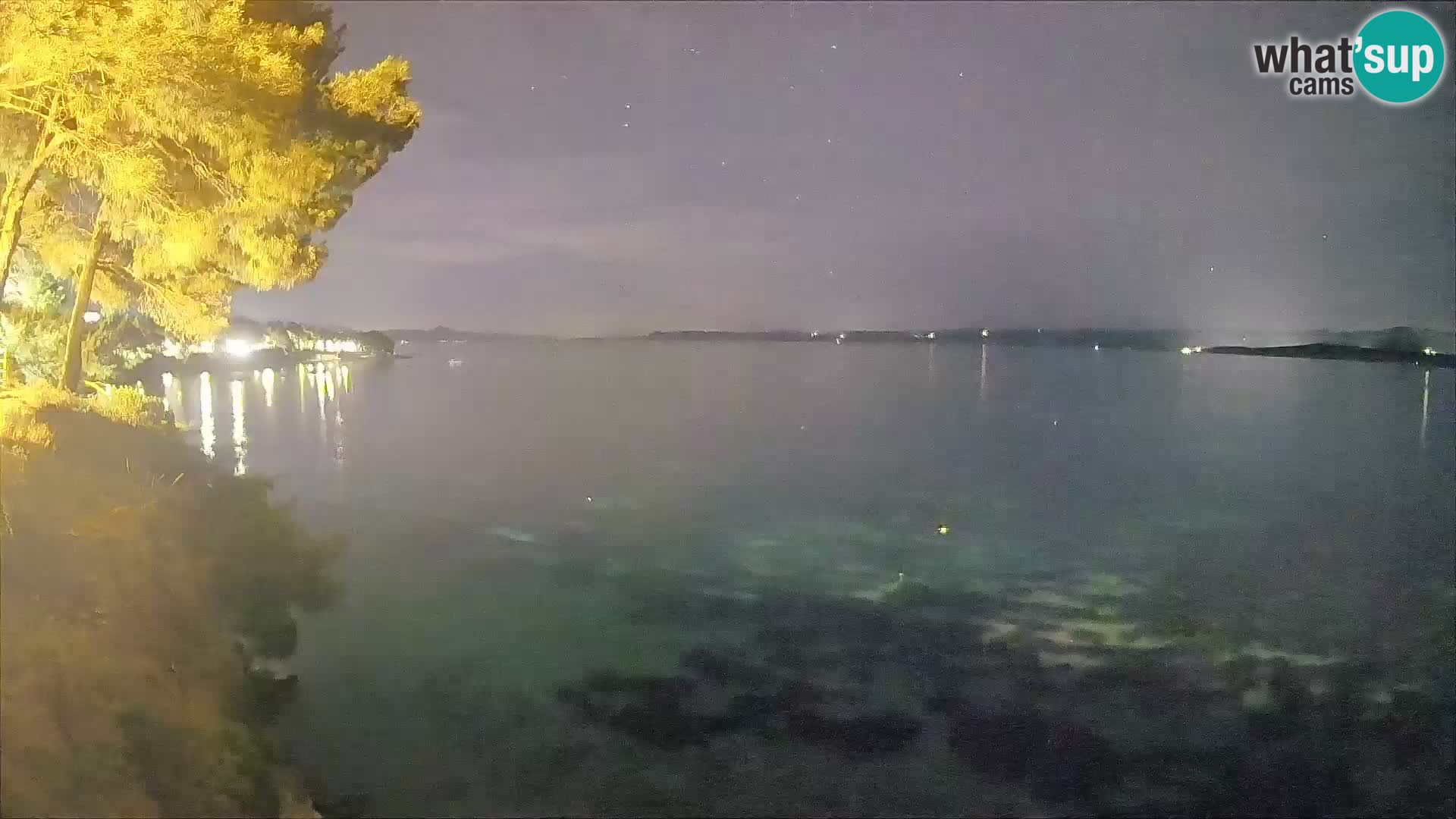 Web kamera Potočine Bol – Pogled uživo na plažu Borak, otok Brač