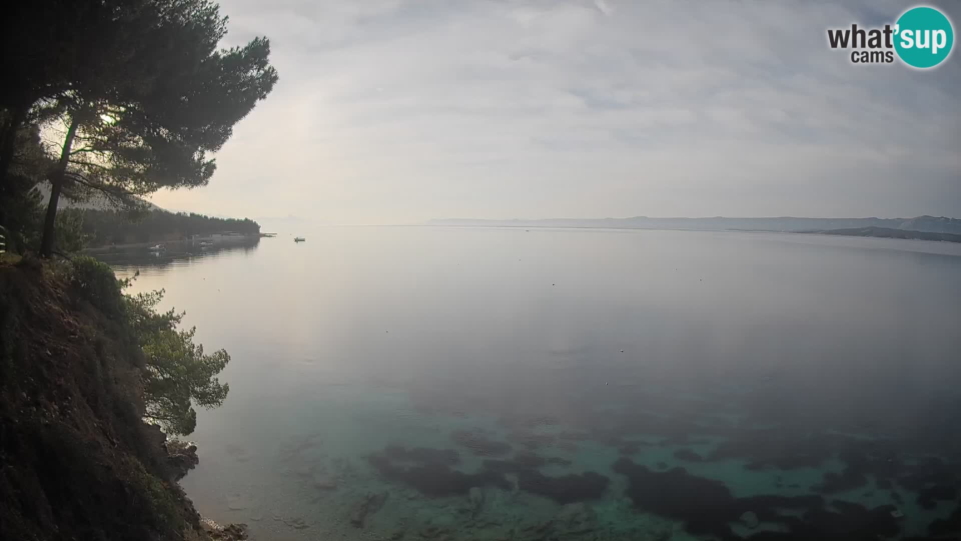 Web kamera Potočine Bol – Pogled uživo na plažu Borak, otok Brač