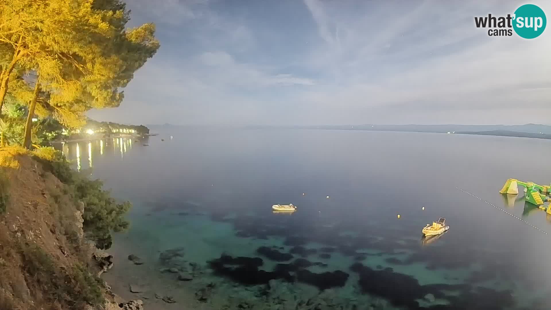 Webcam Spiaggia Potočine Bol – Vista live sulla spiaggia Borak, Isola di Brač
