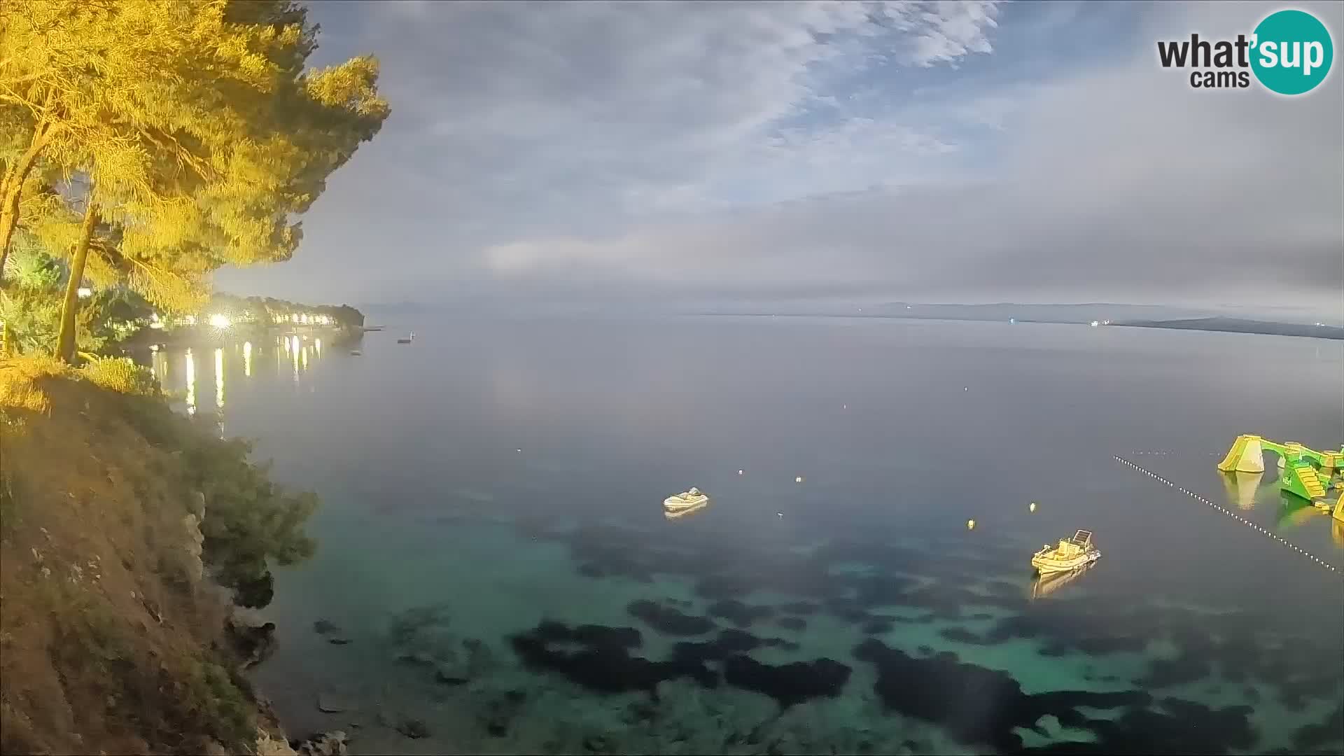 Webcam Spiaggia Potočine Bol – Vista live sulla spiaggia Borak, Isola di Brač