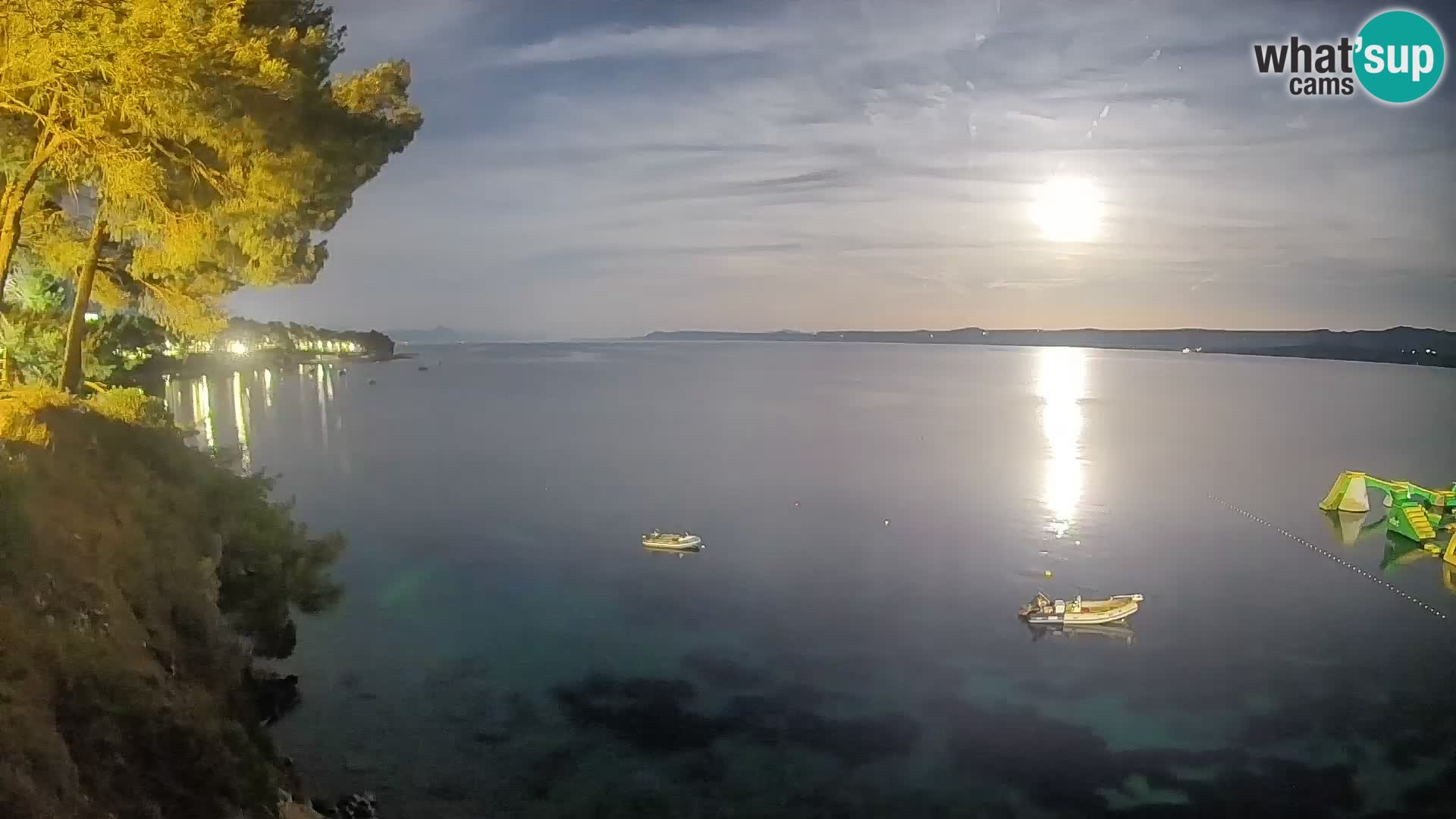 Web kamera Potočine Bol – Pogled uživo na plažu Borak, otok Brač
