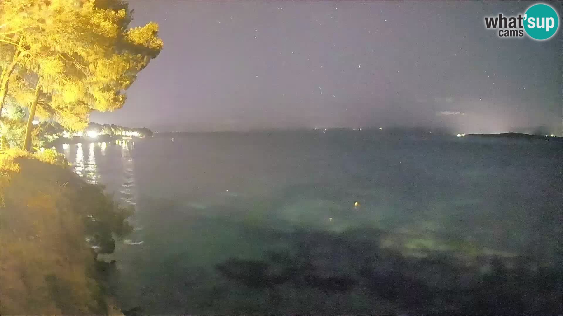 Web kamera Potočine Bol – Pogled uživo na plažu Borak, otok Brač