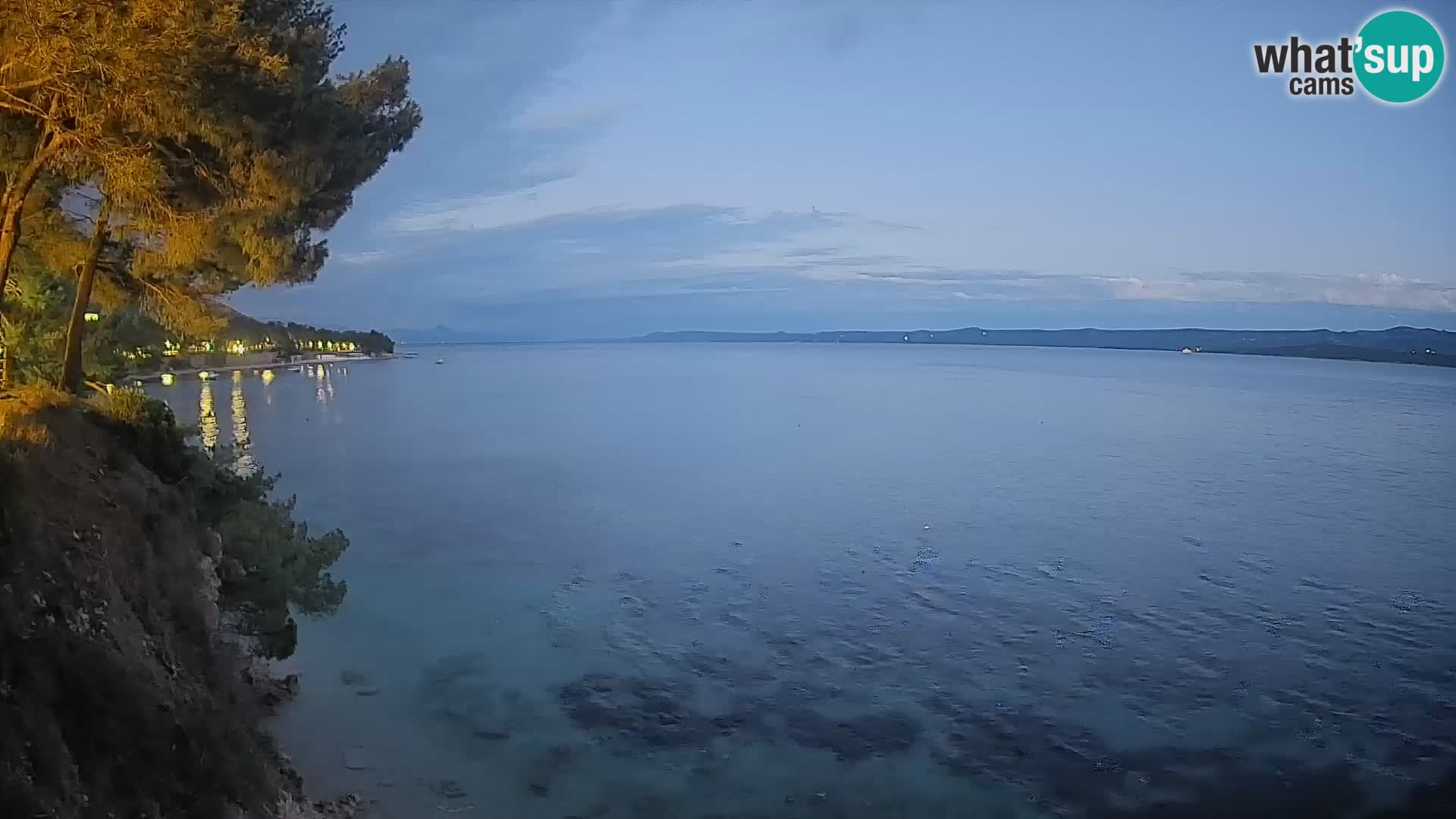Web kamera Potočine Bol – Pogled uživo na plažu Borak, otok Brač