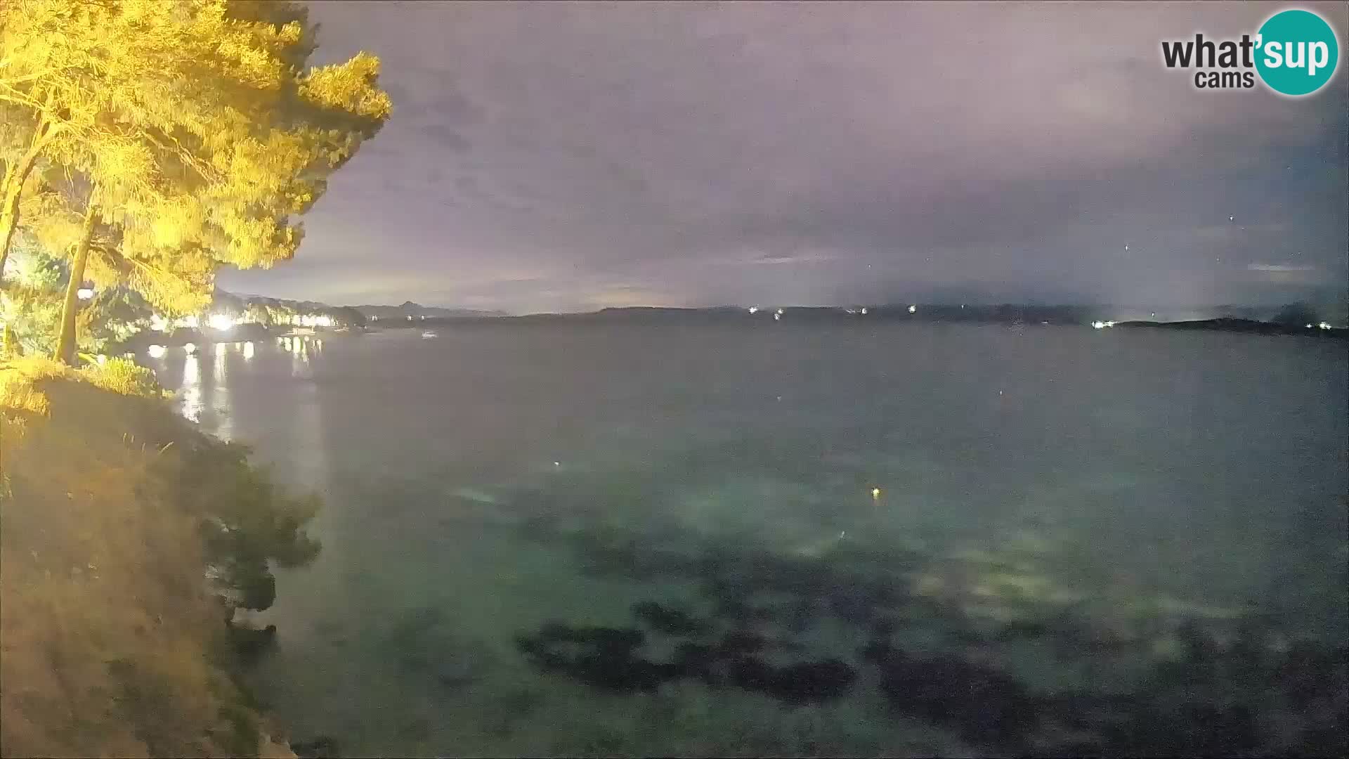 Webcam Spiaggia Potočine Bol – Vista live sulla spiaggia Borak, Isola di Brač