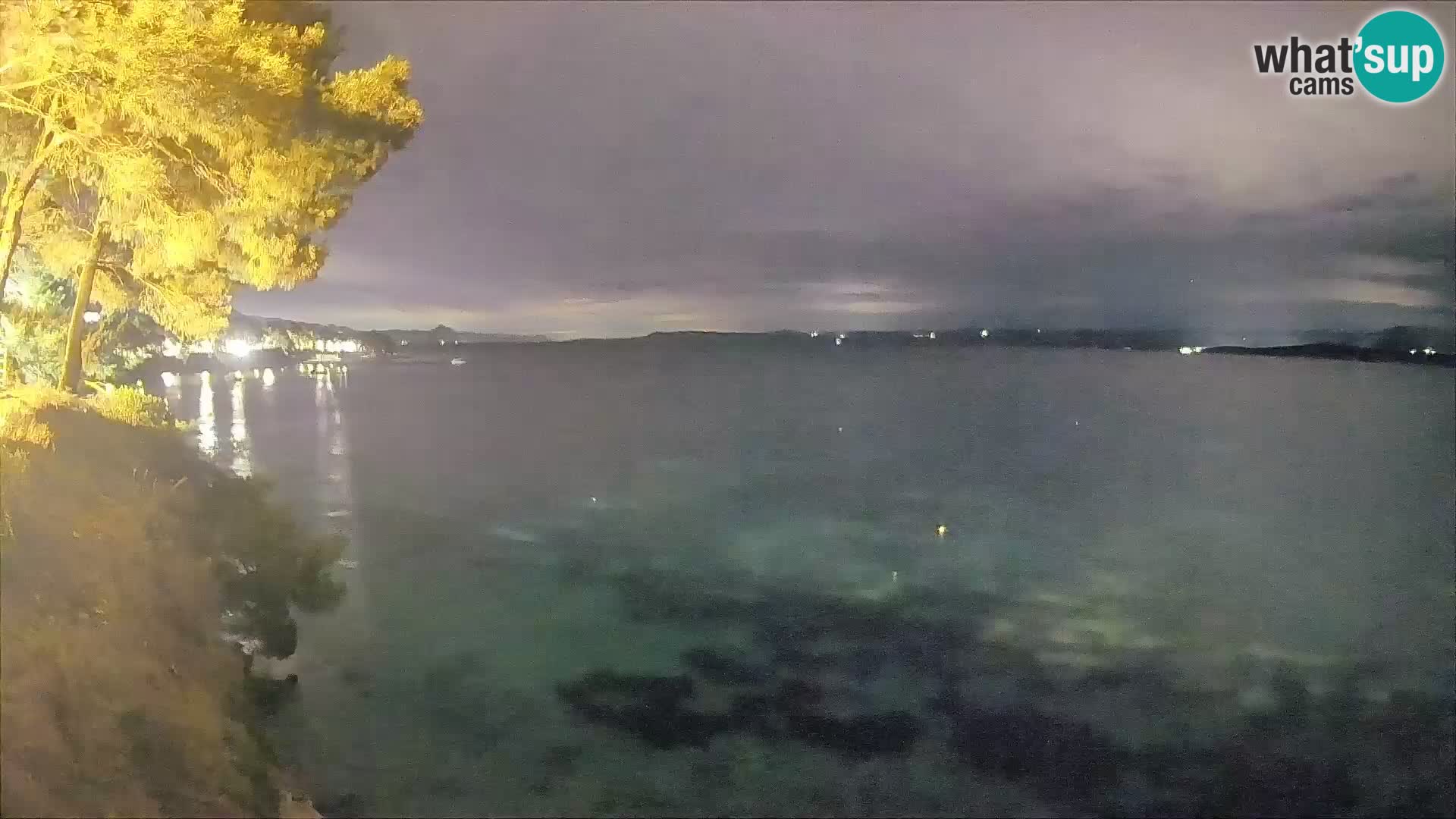 Web kamera Potočine Bol – Pogled uživo na plažu Borak, otok Brač