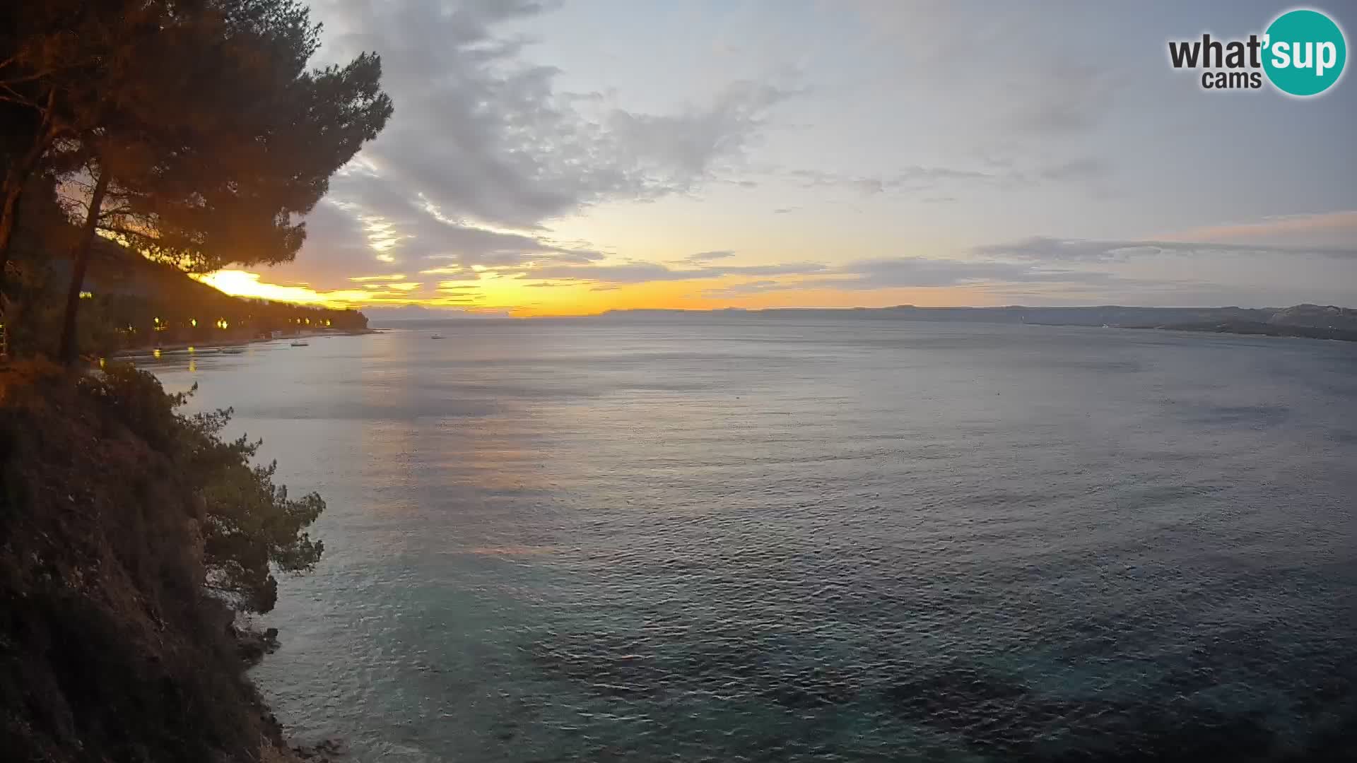 Web kamera Potočine Bol – Pogled uživo na plažu Borak, otok Brač