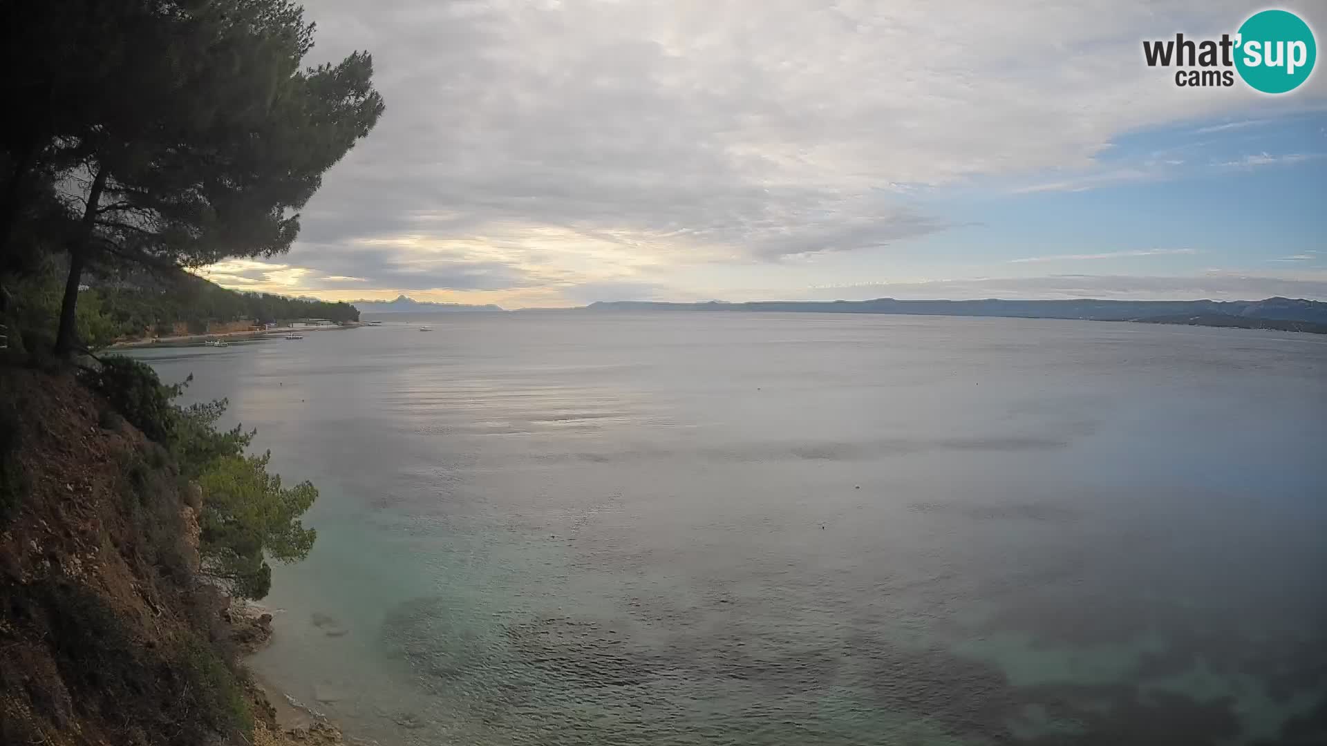 Webcam Spiaggia Potočine Bol – Vista live sulla spiaggia Borak, Isola di Brač