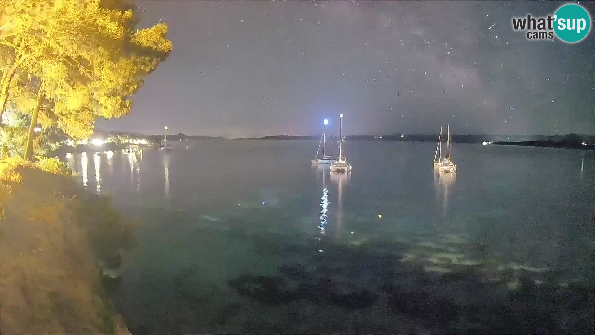 Web kamera Potočine Bol – Pogled uživo na plažu Borak, otok Brač
