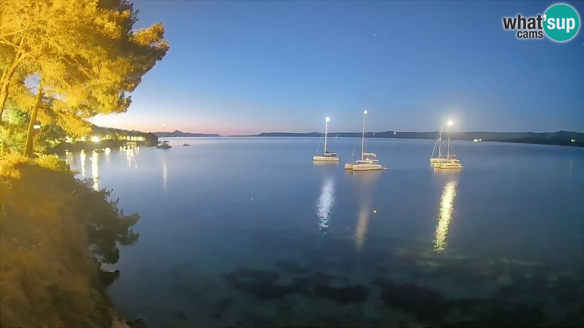 Webcam Playa Potočine Bol – Vista en vivo de Borak Beach, Isla de Brač