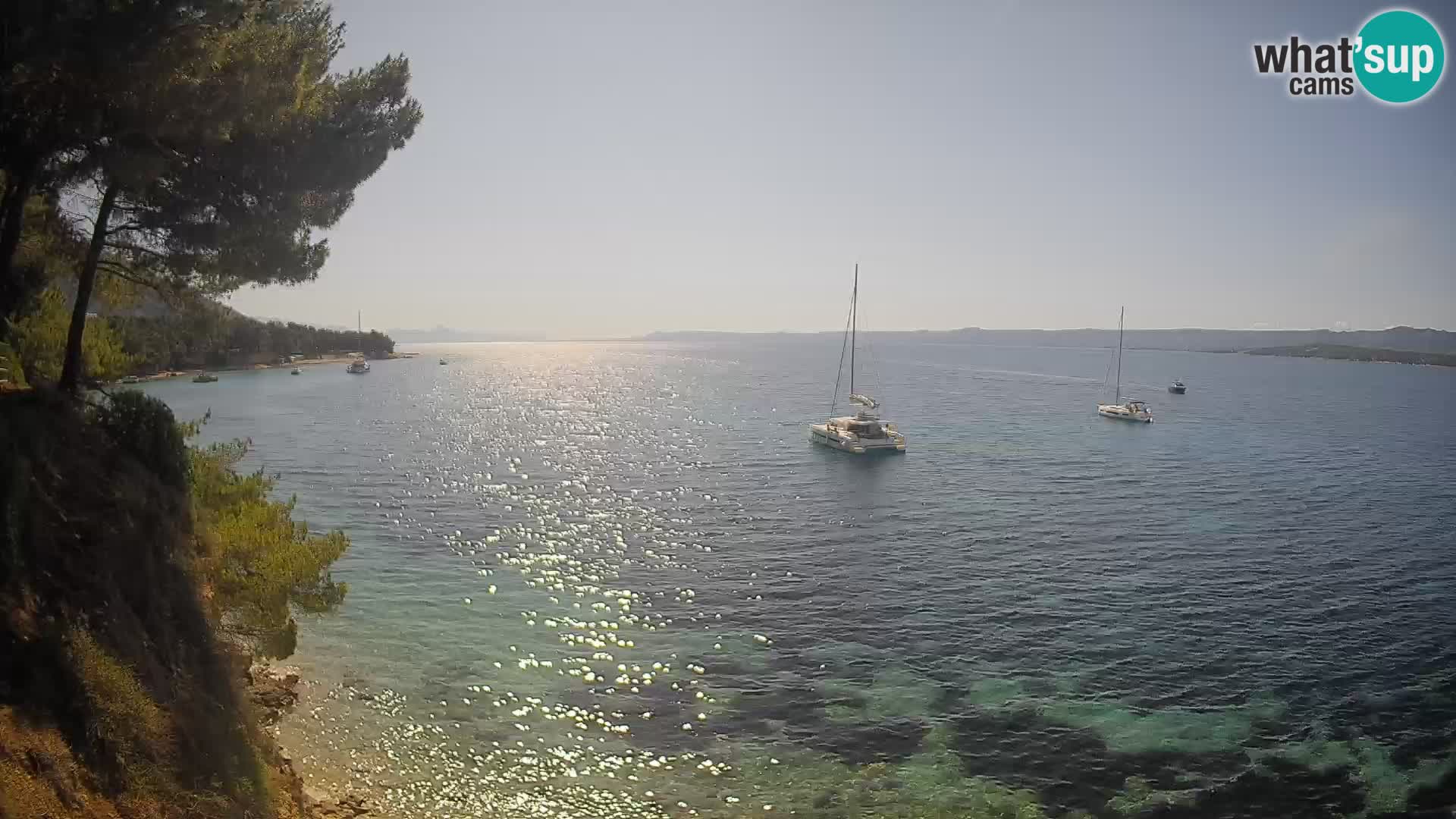 Web kamera Potočine Bol – Pogled uživo na plažu Borak, otok Brač