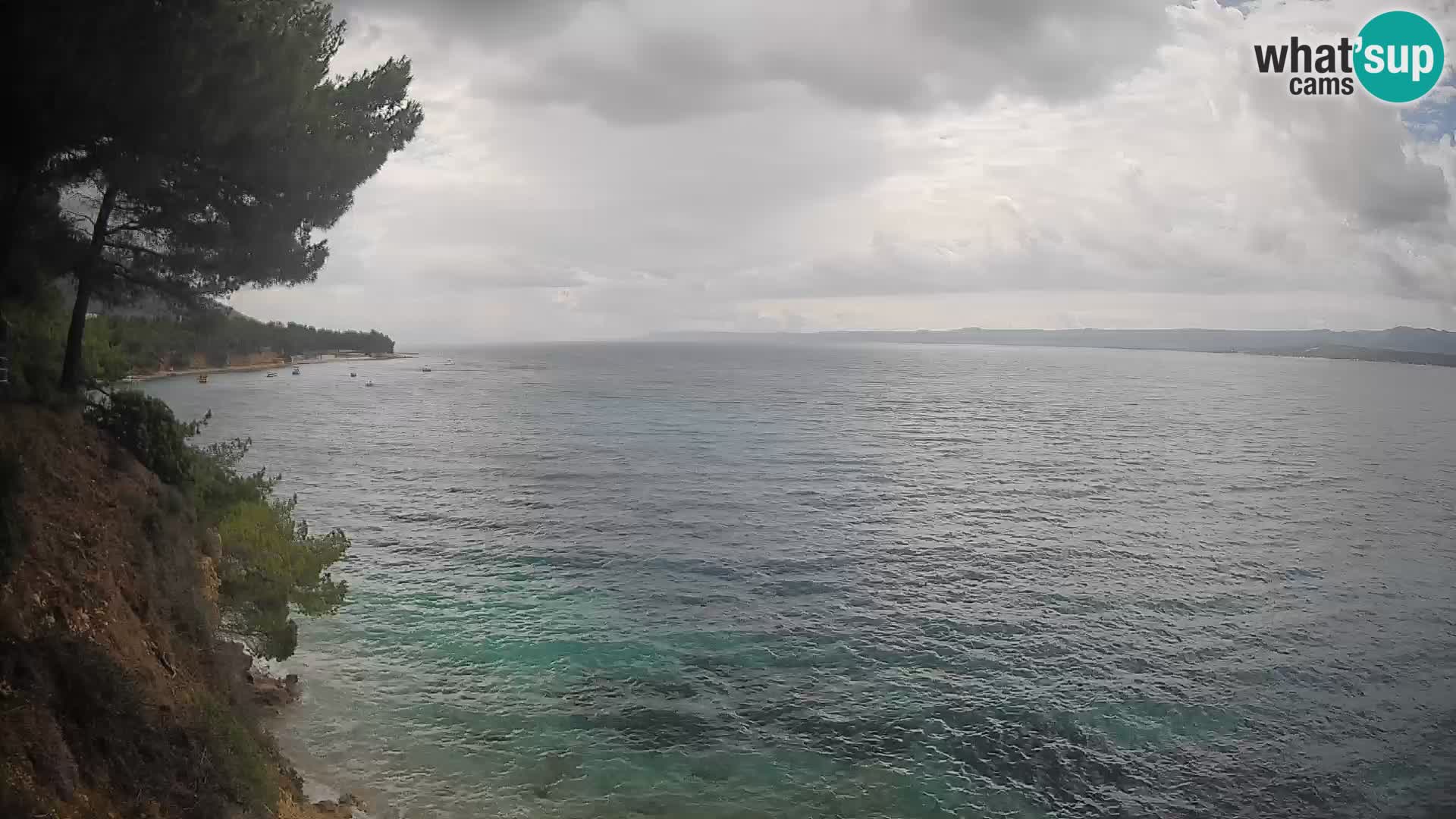 Spletna kamera Plaža Potočine Bol – Pogled v živo na plažo Borak, otok Brač