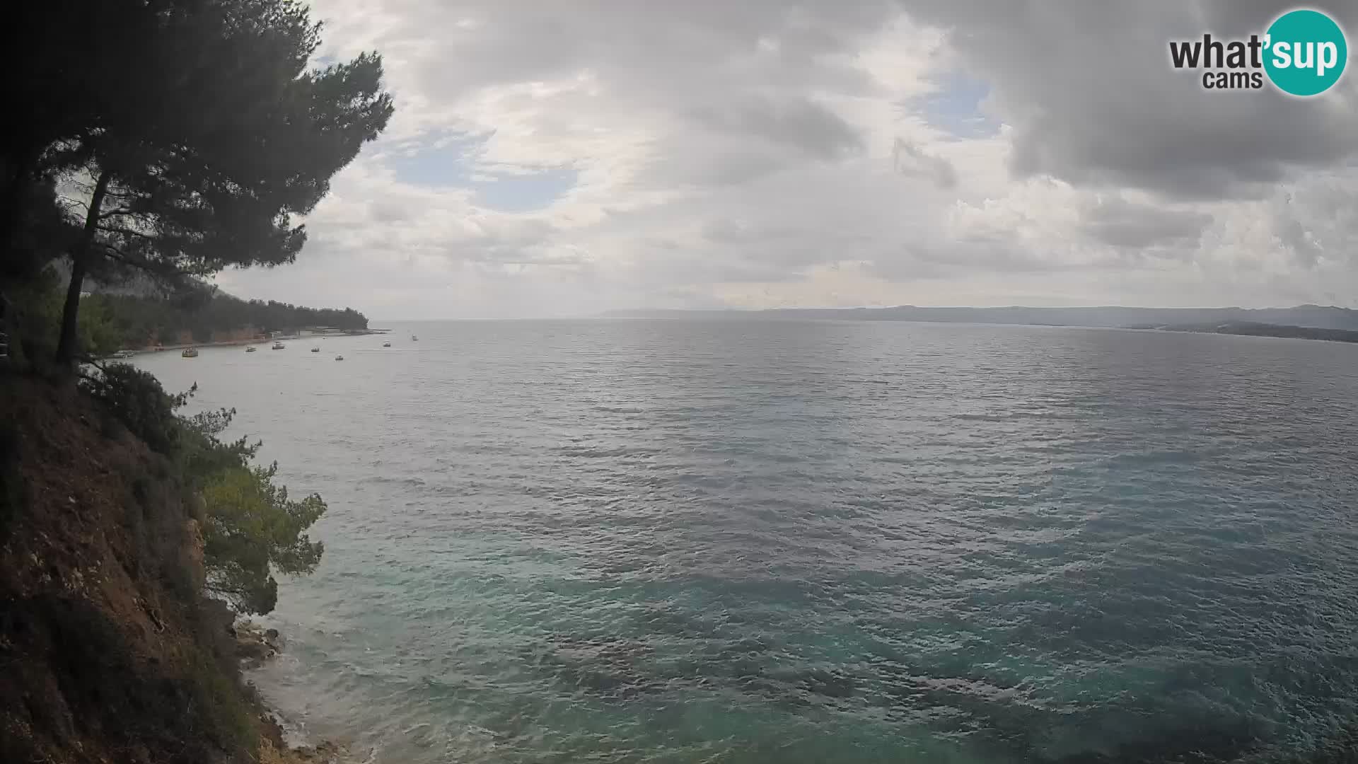 Spletna kamera Plaža Potočine Bol – Pogled v živo na plažo Borak, otok Brač