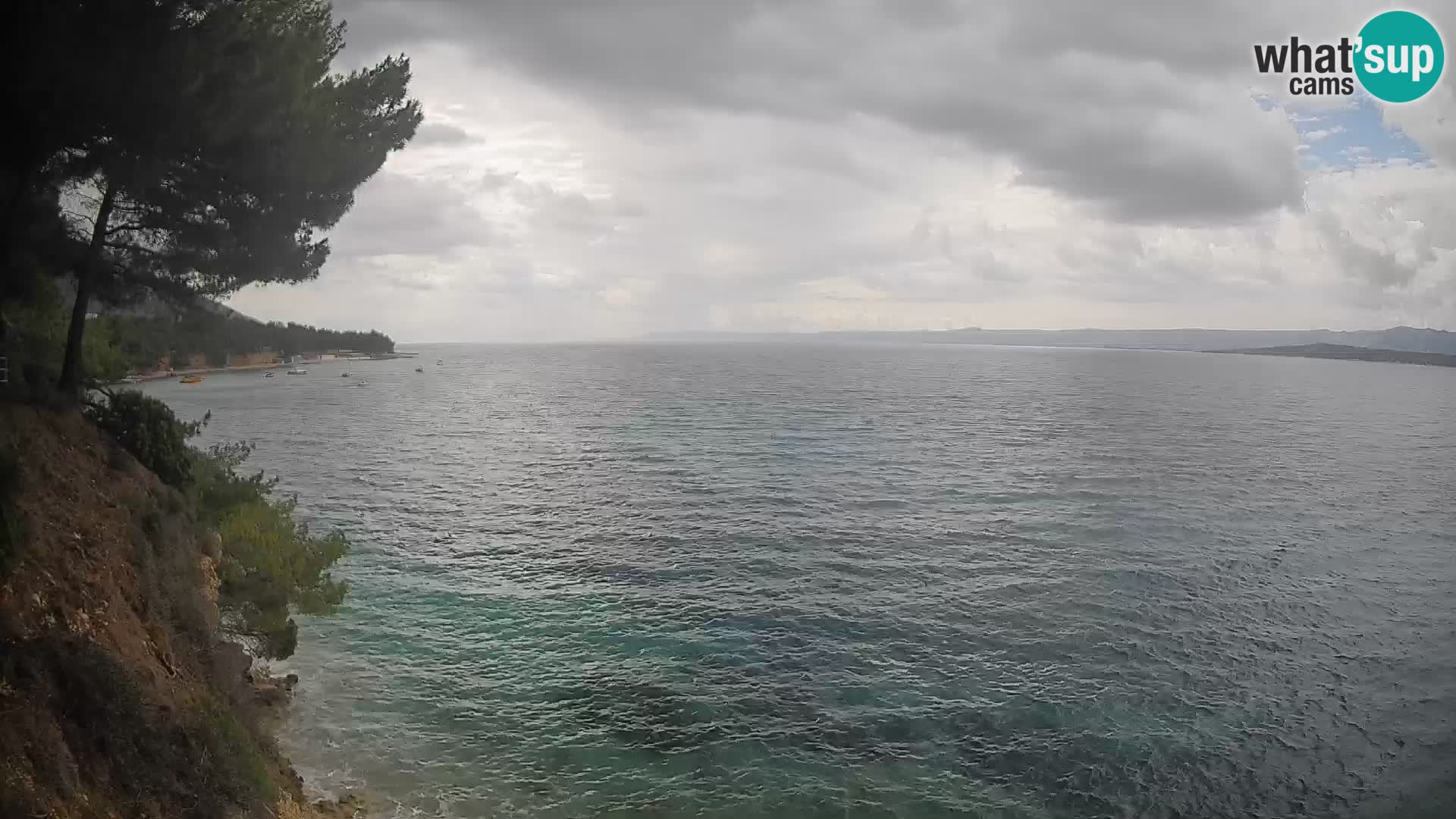 Spletna kamera Plaža Potočine Bol – Pogled v živo na plažo Borak, otok Brač