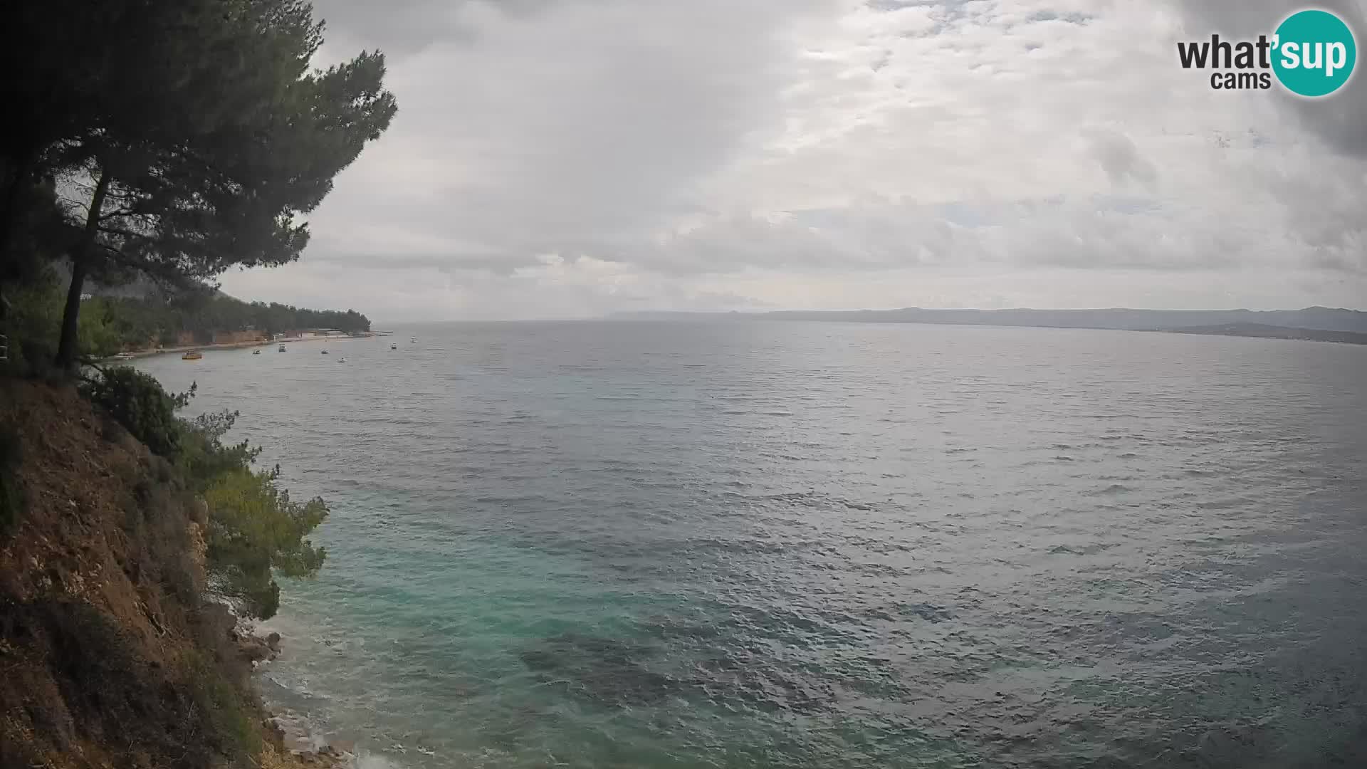 Spletna kamera Plaža Potočine Bol – Pogled v živo na plažo Borak, otok Brač