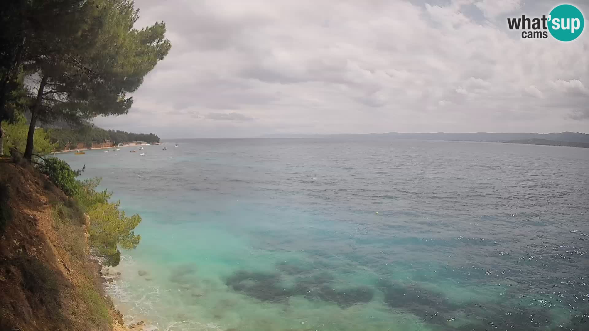 Spletna kamera Plaža Potočine Bol – Pogled v živo na plažo Borak, otok Brač