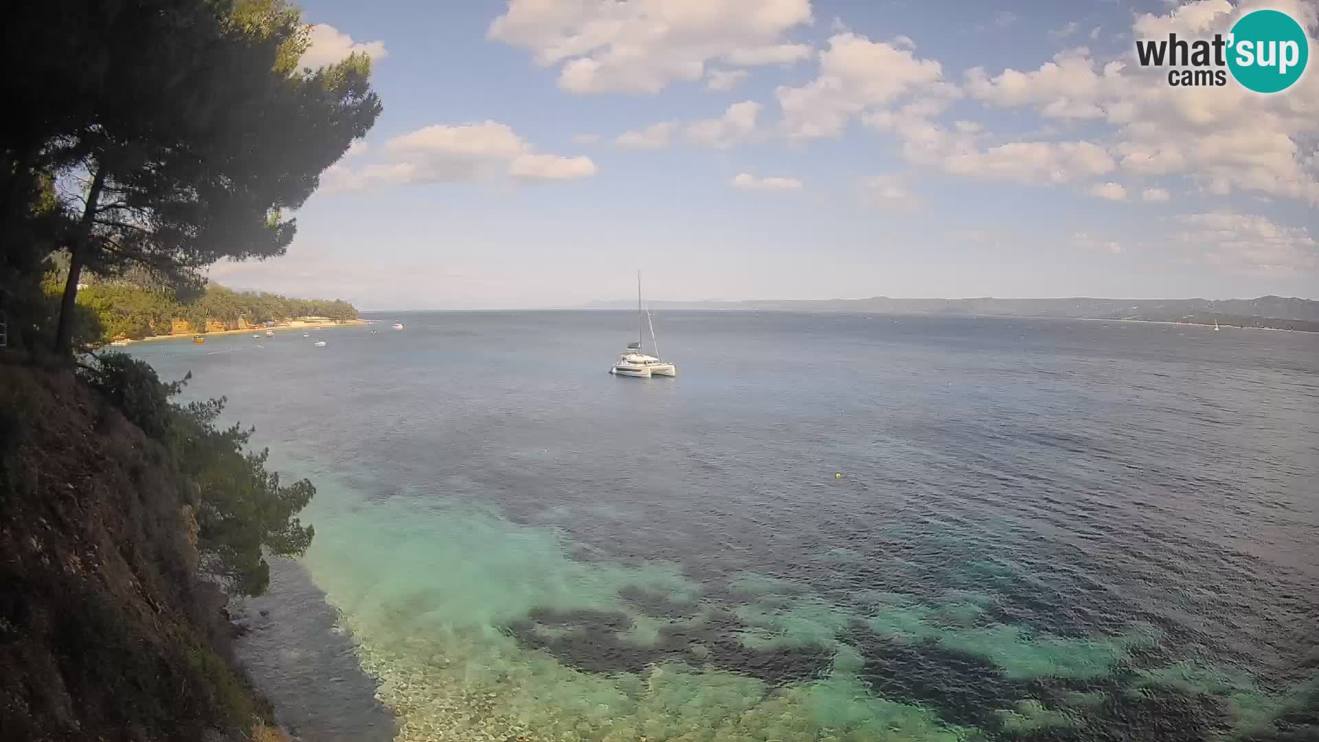 Spletna kamera Plaža Potočine Bol – Pogled v živo na plažo Borak, otok Brač