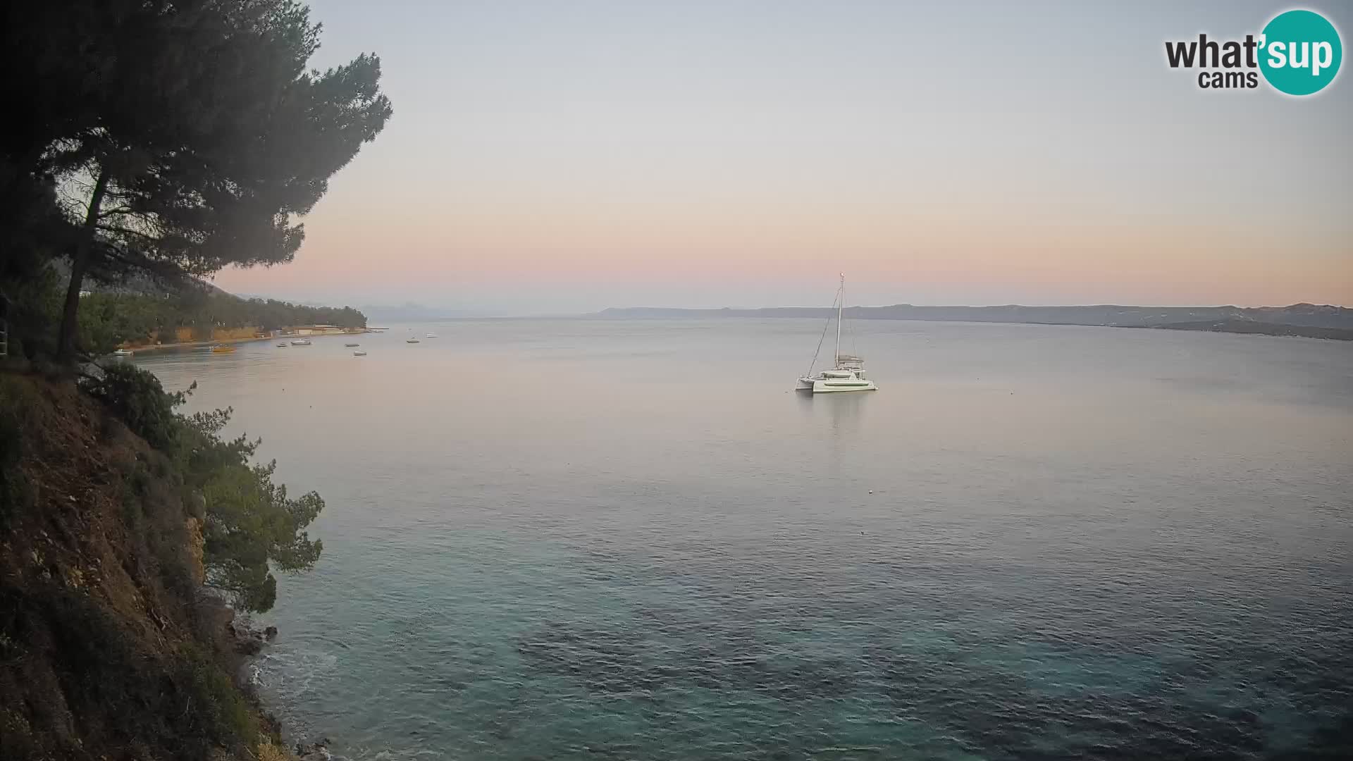 Web kamera Potočine Bol – Pogled uživo na plažu Borak, otok Brač