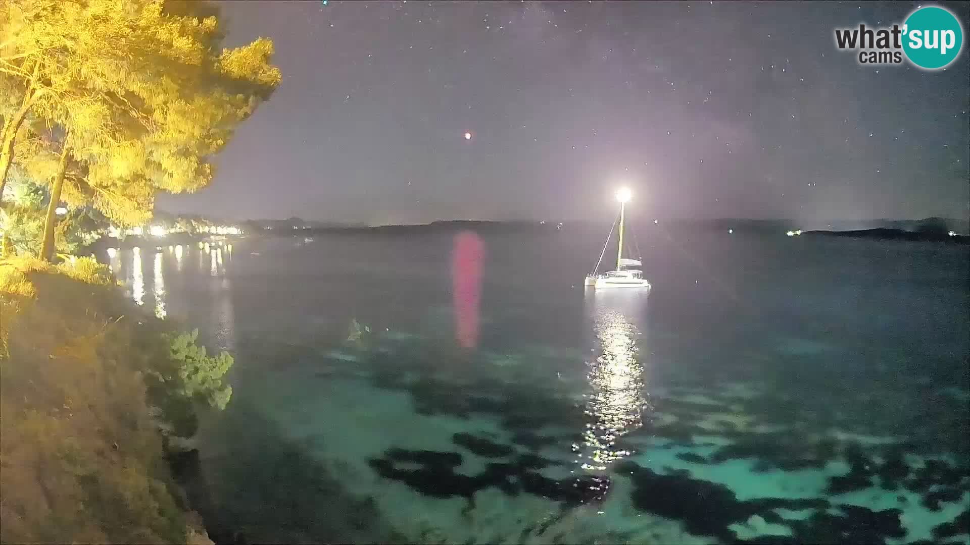 Webcam Playa Potočine Bol – Vista en vivo de Borak Beach, Isla de Brač