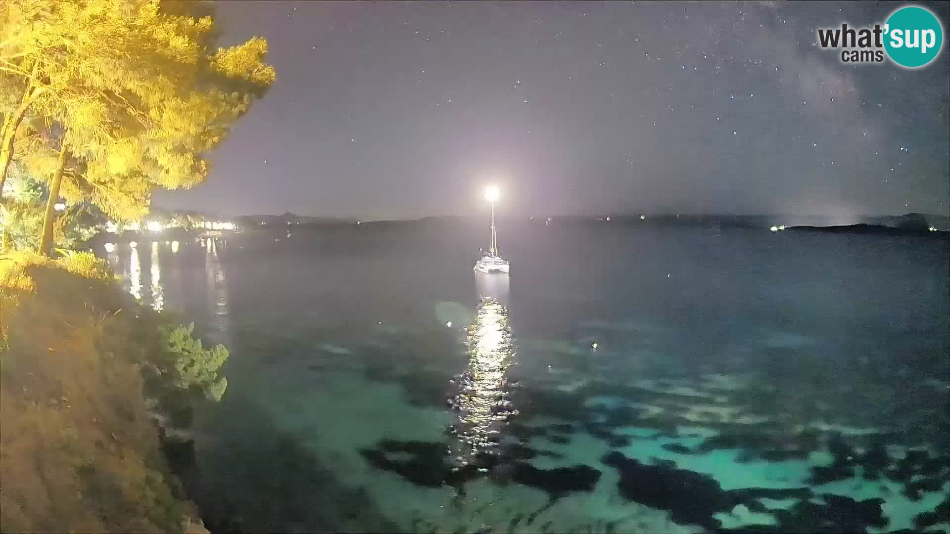 Webcam Playa Potočine Bol – Vista en vivo de Borak Beach, Isla de Brač